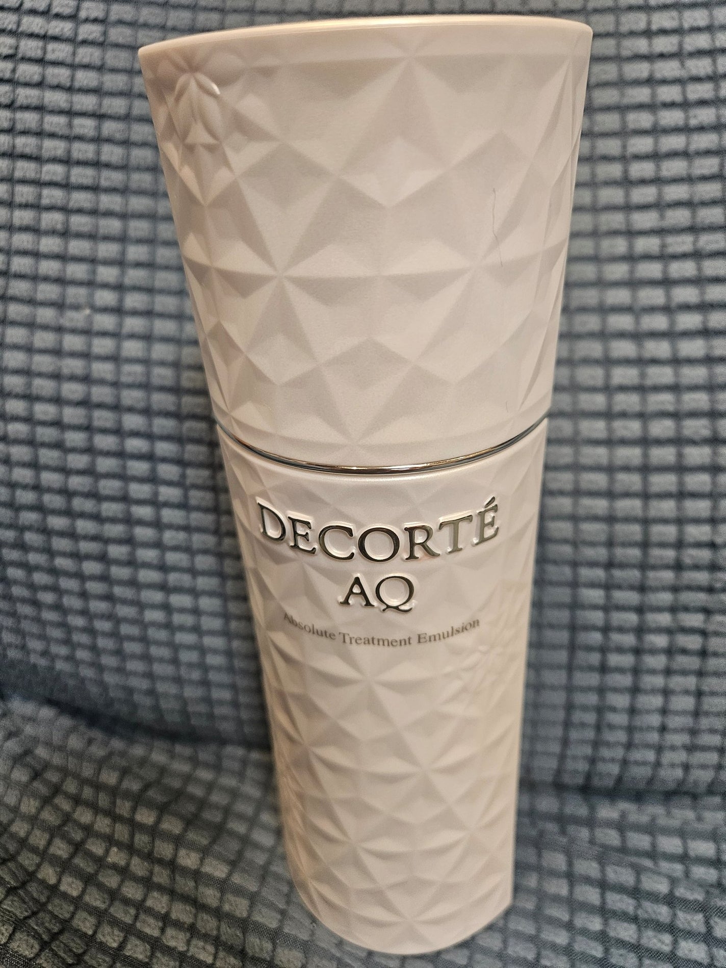 AQ アブソリュート エマルジョン マイクロラディアンス Ⅱ/DECORTÉ/乳液を使ったクチコミ(3枚目)