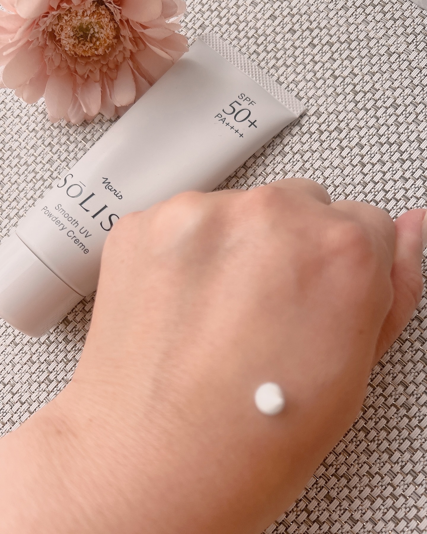 ソリスト スムースUV パウダリークリーム/ナリス化粧品/日焼け止めクリームを使ったクチコミ（2枚目）