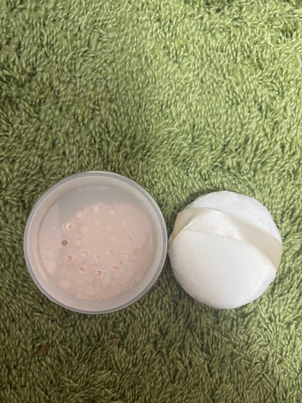 キスミー フェルム ルースヴェールパウダーのクチコミ「Xにてキスミーフェルム様のキャンペーンに当選し、ルースヴェールパウダー(01ルーセント)をいた.....」(2枚目)