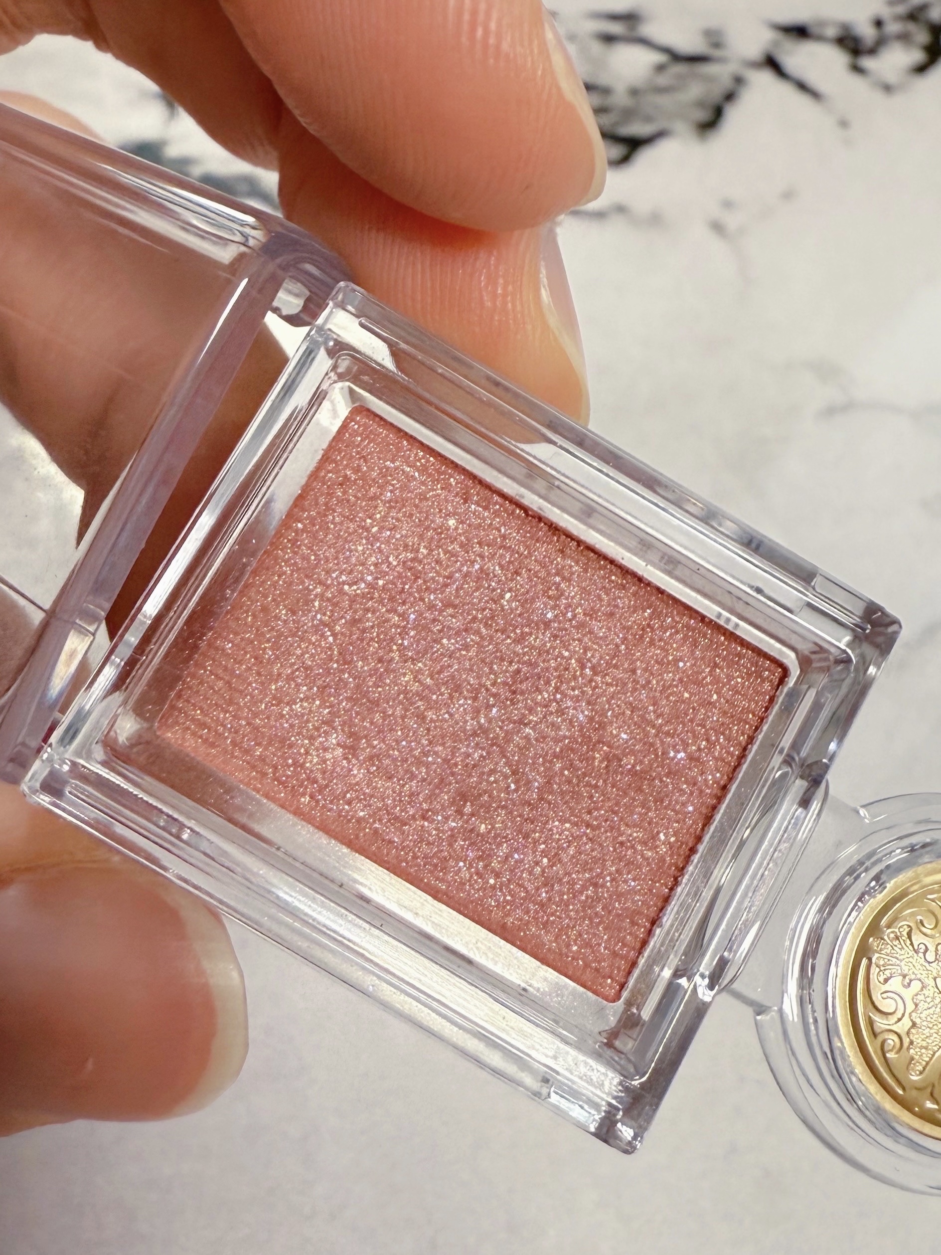 シャドーカスタマイズ/MAJOLICA MAJORCA/単色アイシャドウを使ったクチコミ（2枚目）