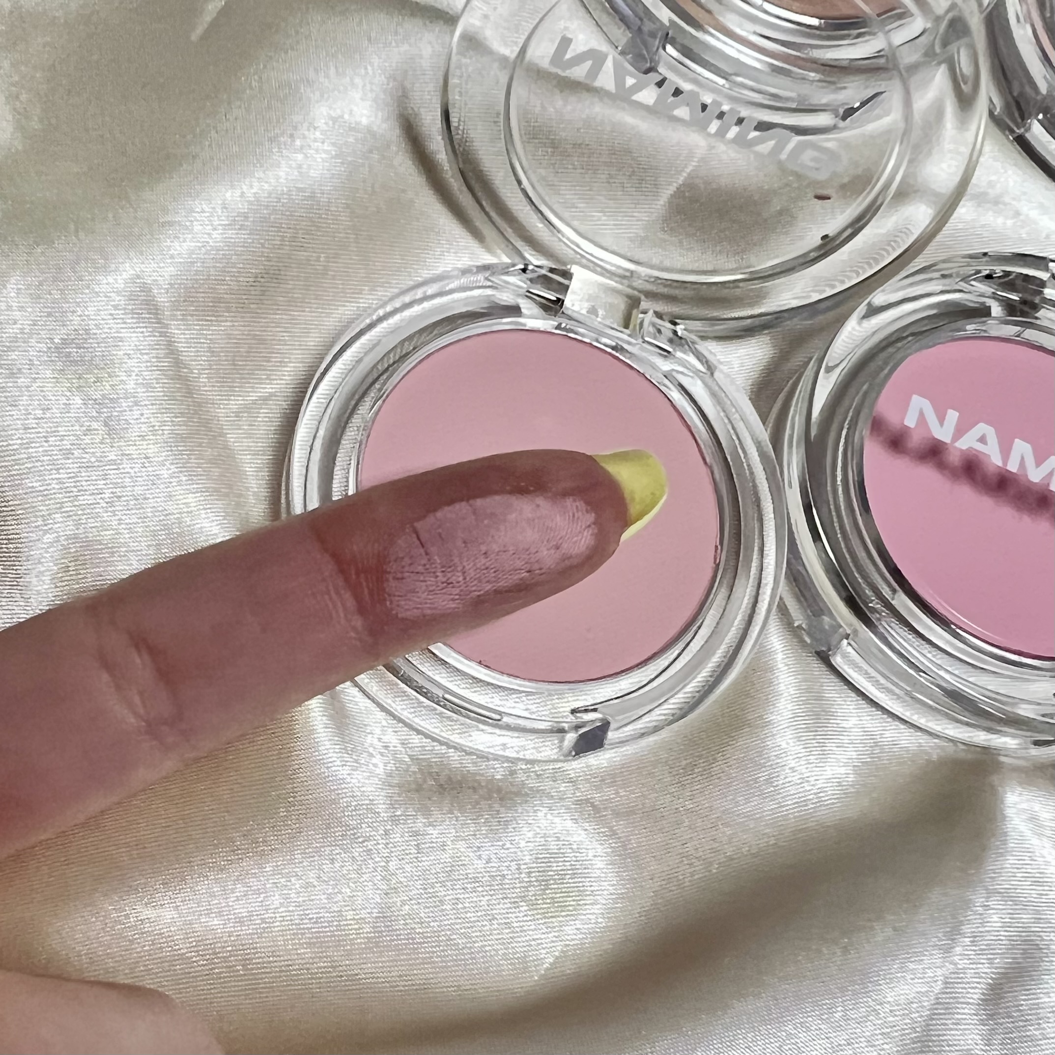 ネーミング フラッフィーパウダーブラッシュ/NAMING./パウダーチークを使ったクチコミ（2枚目）