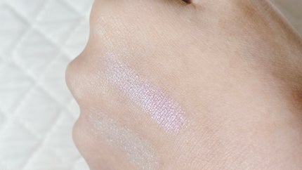 パールグロウニュアンサー/CEZANNE/パウダーハイライトを使ったクチコミ(2枚目)