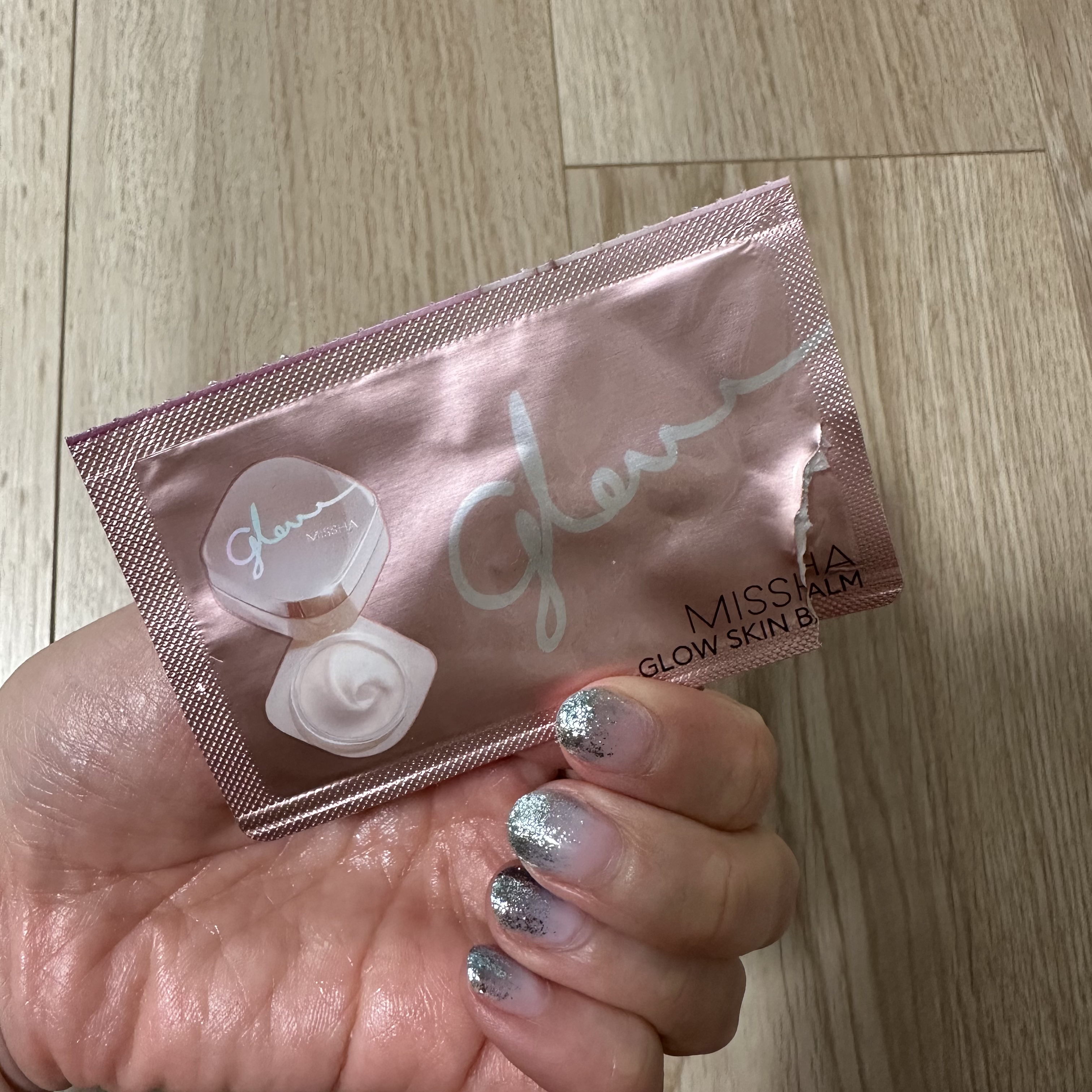 MISSHA ミシャ グロウ スキンバーム（Ｒ）のクチコミ「サンプル利用。
サンプルだけど、使用感好きでお気に入り！
現品試したいです。
やわらかめのジェ.....」（1枚目）