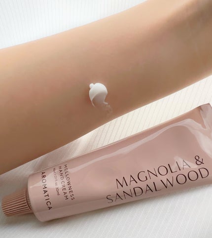 AROMATICA メロウニスハンドクリームマグノリア&サンダルウッドのクチコミ「AROMATICAメロウネスハンドクリームマグノリア&サンダルウッド シワケア機能性
公式よ.....」(2枚目)