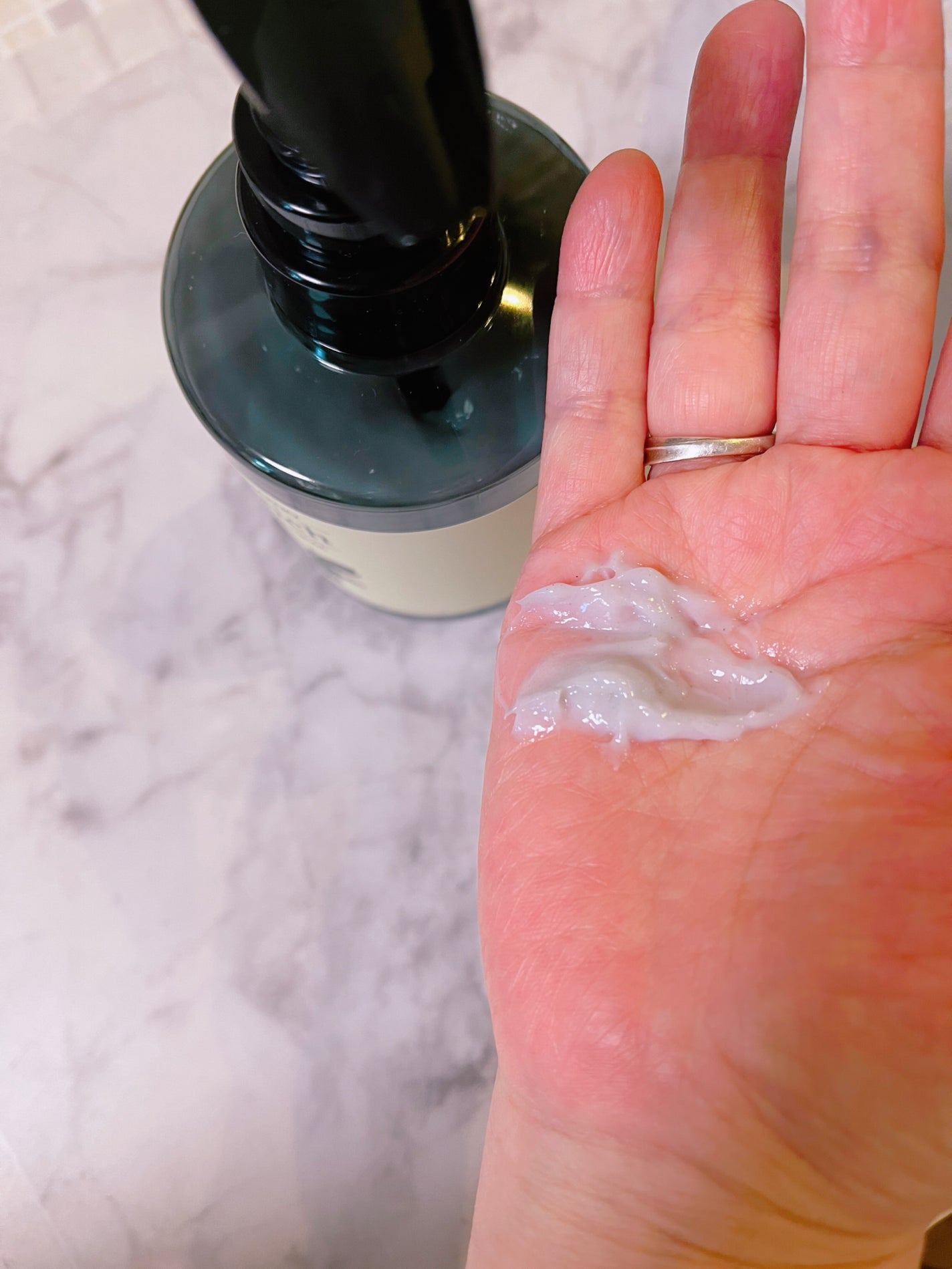 オタネ on LIPS 「1本で10役のオールインワン処方#チャコリッチクリームシャンプ..」(2枚目)