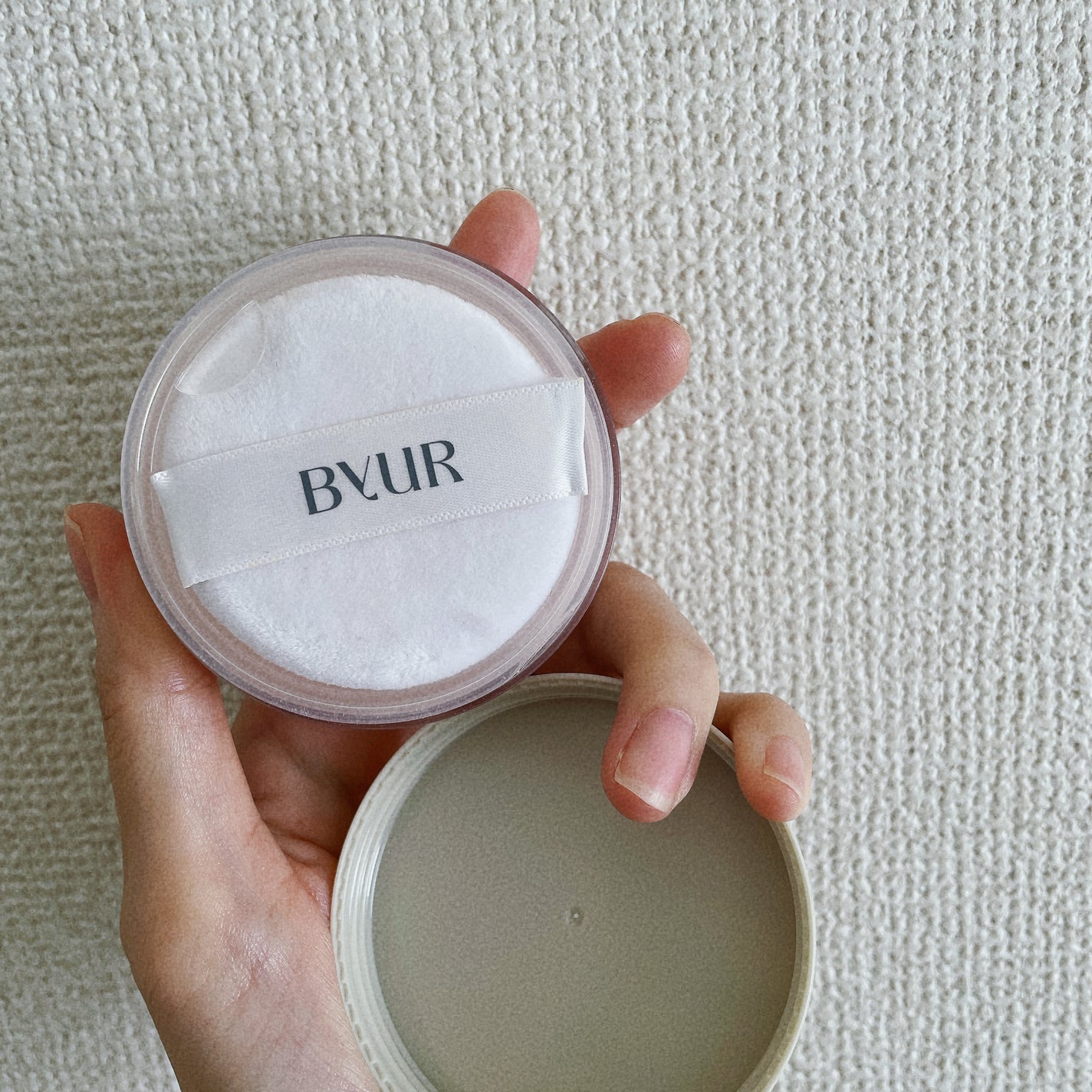 セラムフィット モイストフェイスパウダー/ByUR/ルースパウダーを使ったクチコミ(5枚目)