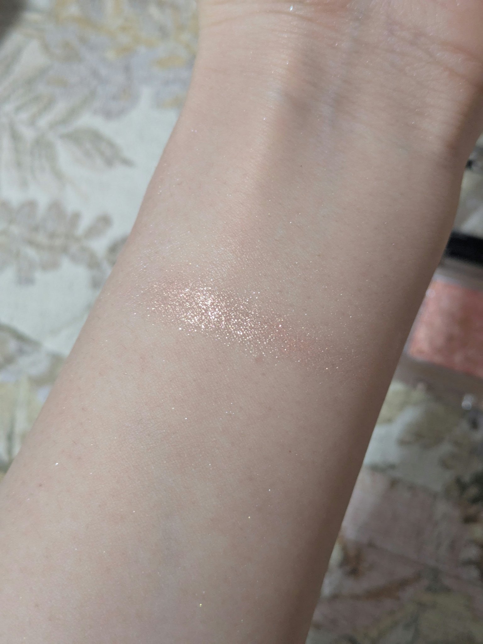 グリッタープリズム シャドウ/MISSHA/グリッターを使ったクチコミ（3枚目）