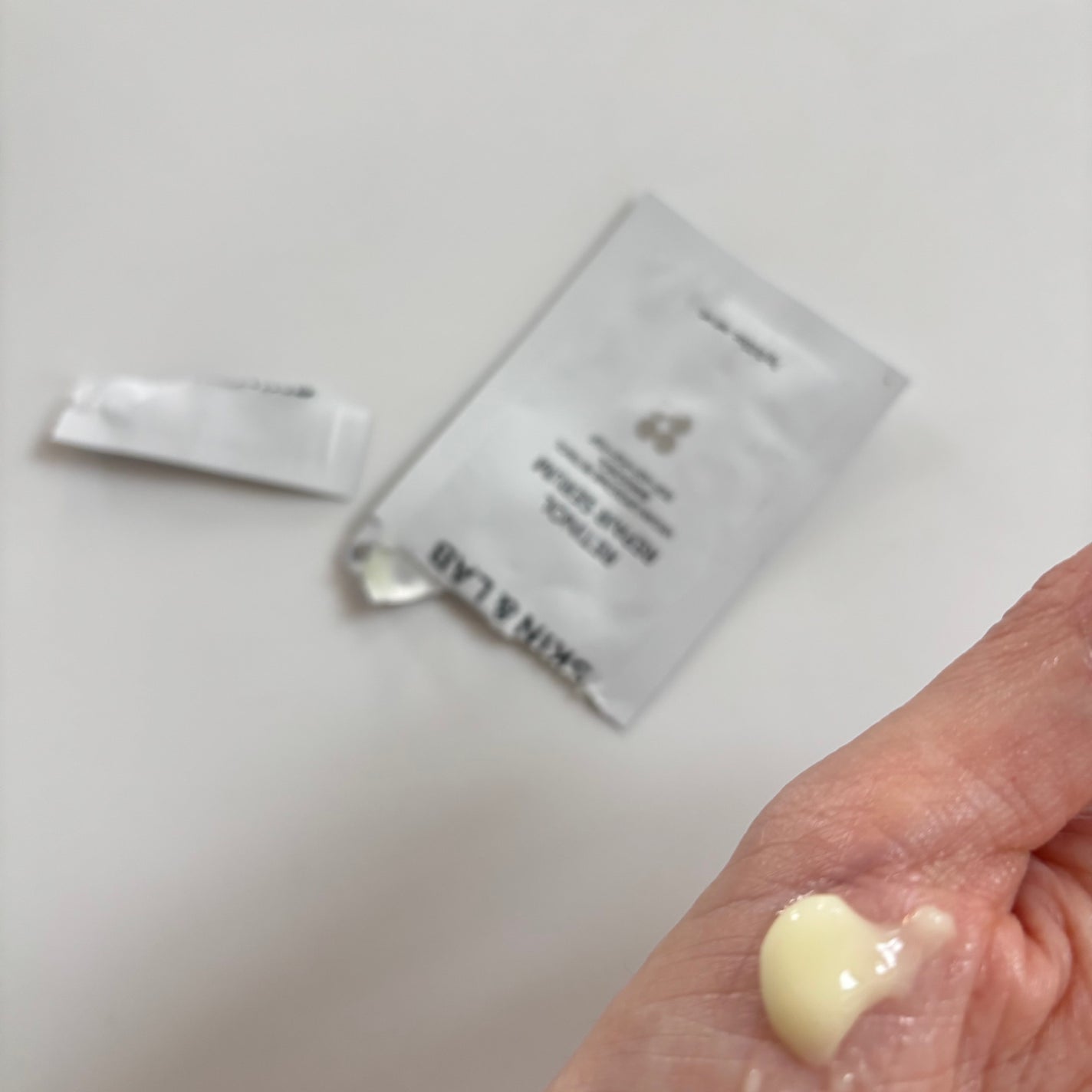 ヴィーガンリポソームレチノールセラム/SKIN&LAB/美容液を使ったクチコミ(5枚目)