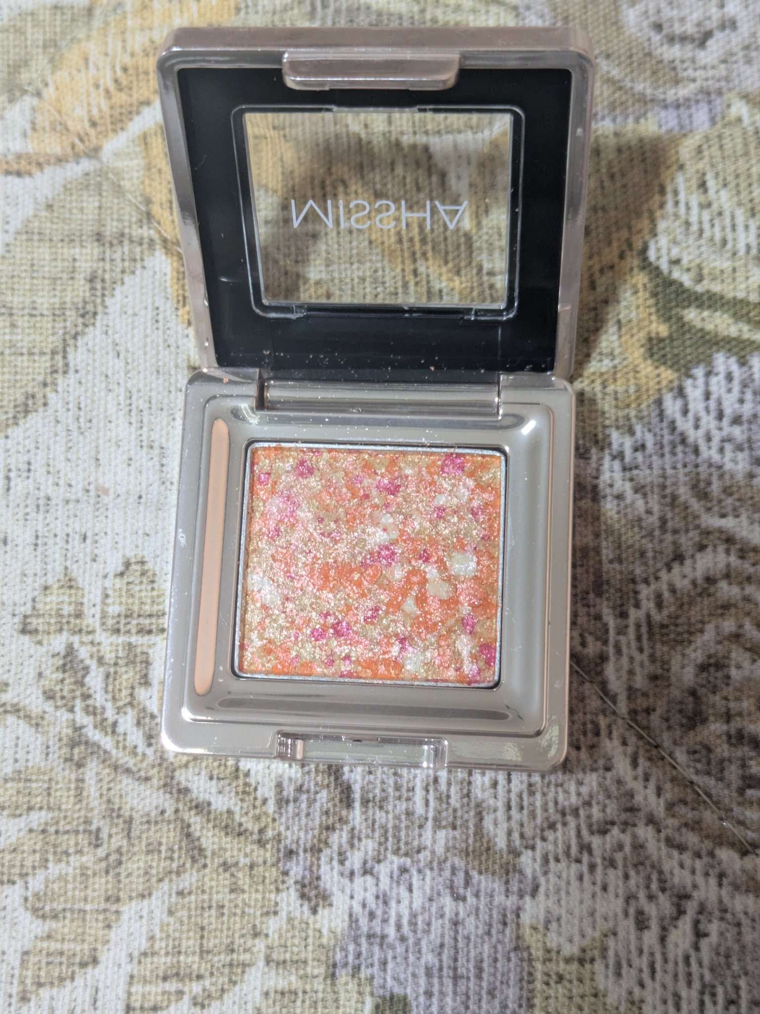 グリッタープリズム シャドウ/MISSHA/グリッターを使ったクチコミ（2枚目）