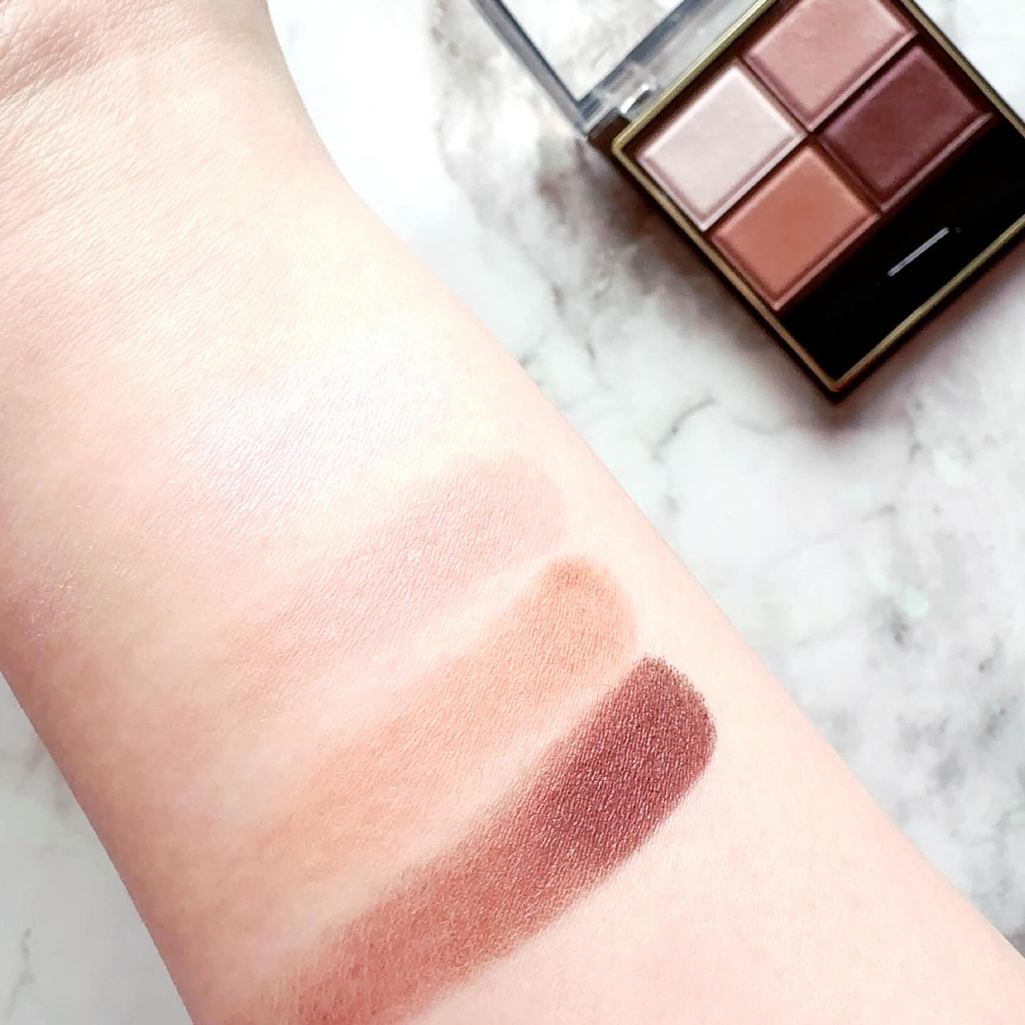 スキニーリッチシャドウ/excel/アイシャドウパレットを使ったクチコミ（3枚目）