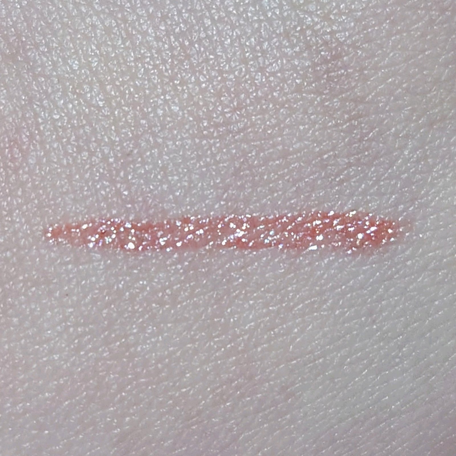 エテュセ アイエディション(グリッターライナー)/ettusais/リキッドアイライナーを使ったクチコミ（2枚目）