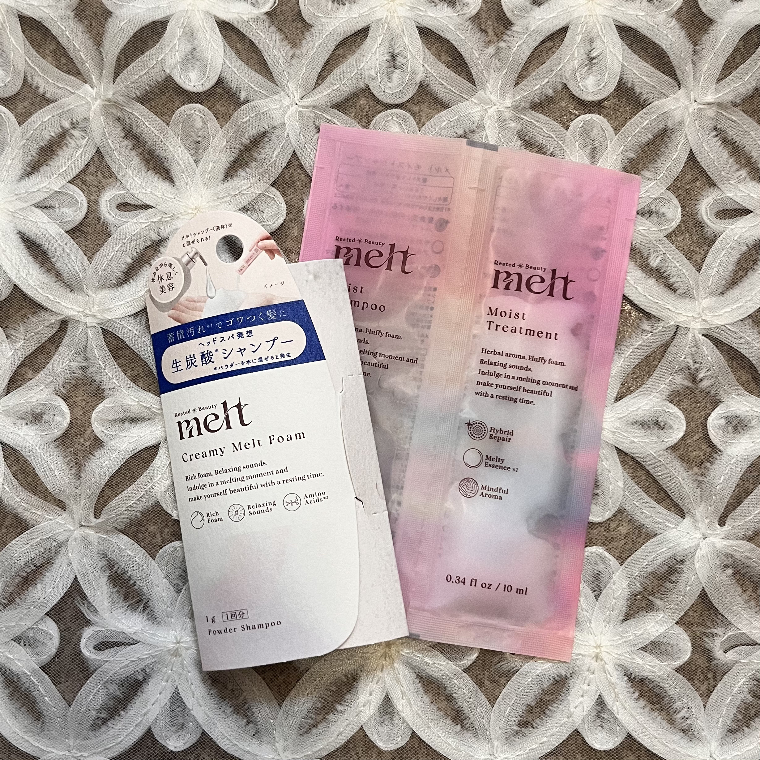 ♡melt♡
メルト モイストシャンプー／トリートメント
メルト クリーミーメルトフォーム


気分転換に、いつもとは違うシャントリをと
思い、シャントリコーナーを見ている時に、
「生炭酸シャンプー」の文字を発見🔍
初めて聞く言葉に好奇心