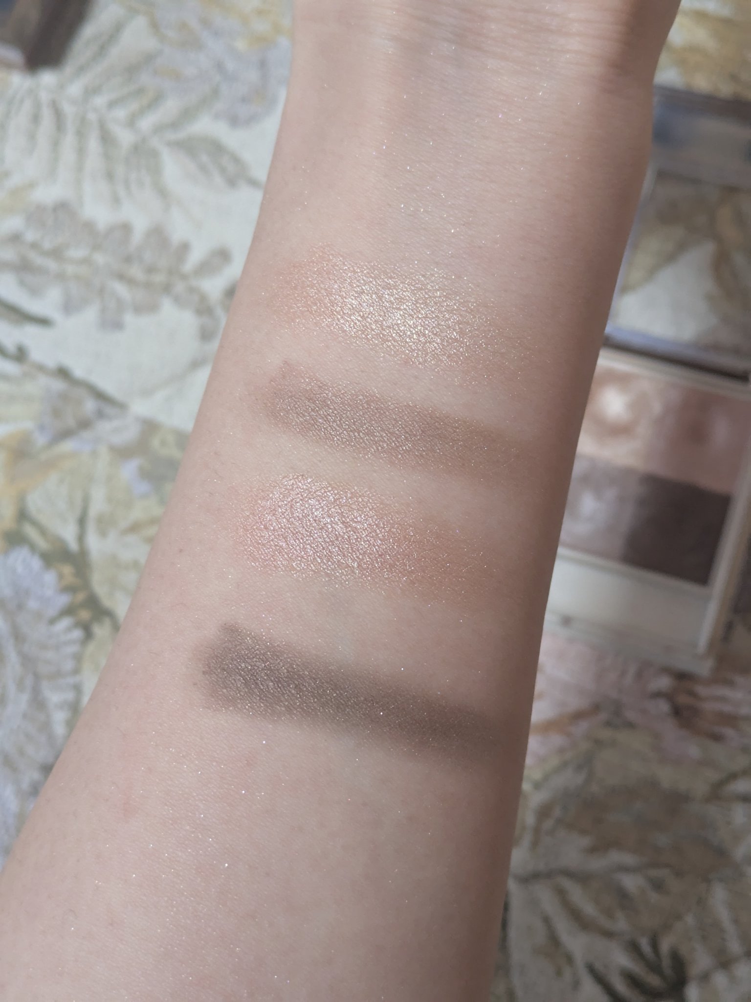 ニュアンス デューイ クリエイター/Visée/アイシャドウパレットを使ったクチコミ（3枚目）