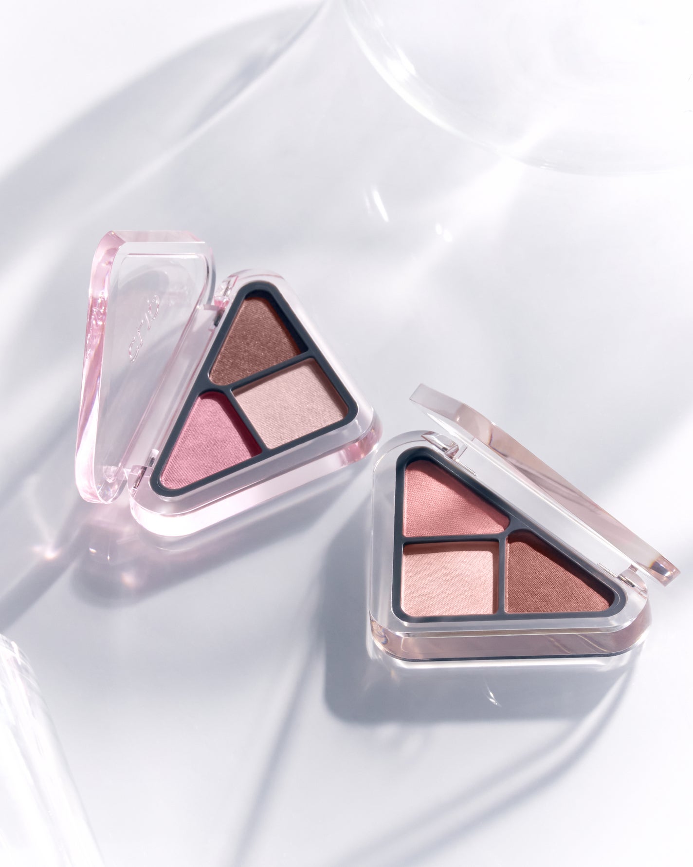 エッセンシャル シャドウ タップ/CLIO/アイシャドウパレットを使ったクチコミ(2枚目)