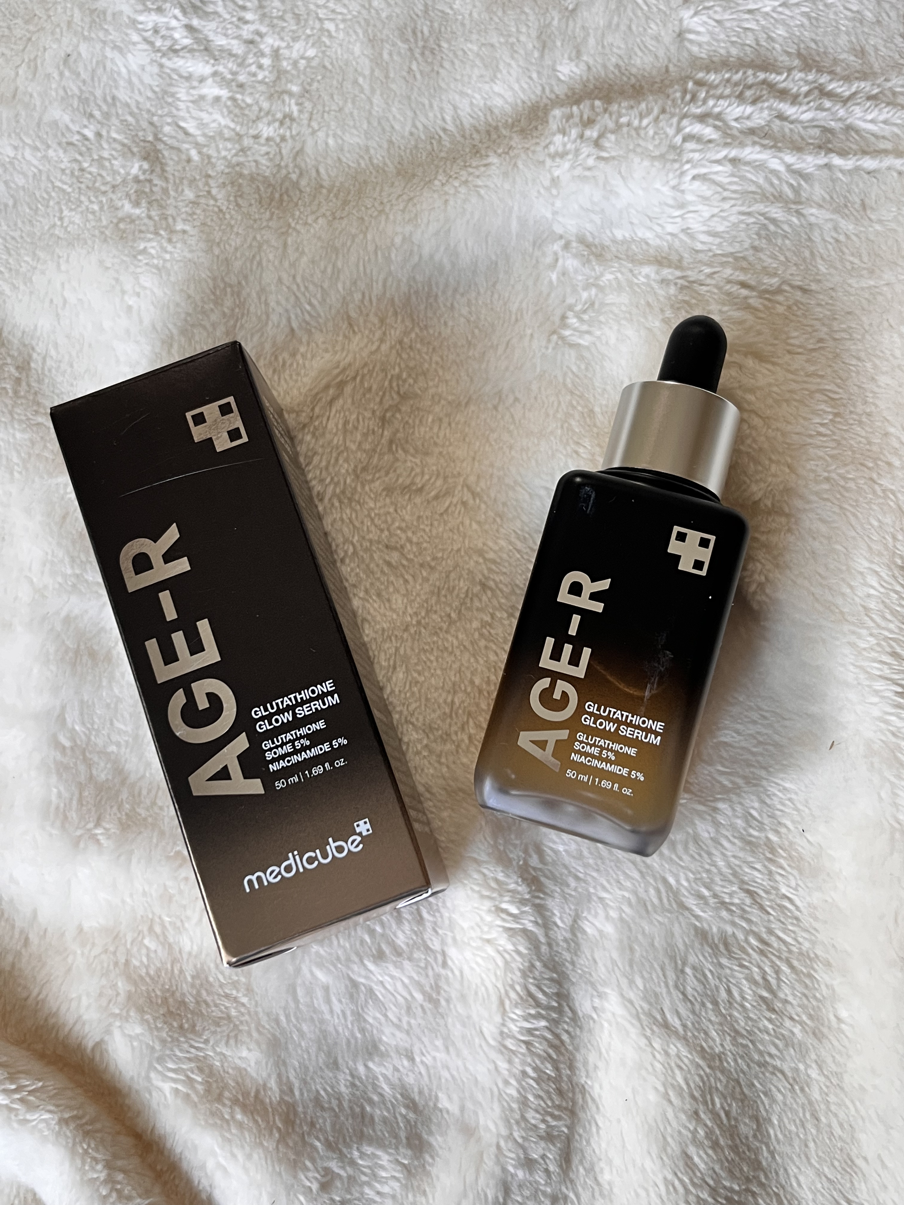 𓍯𓈒𓏸︎︎︎︎MEDICUBE
グルタチオングロウアンプル
¥5,280

✼••┈┈••✼••┈┈••✼••┈┈••✼••┈┈••✼

MEDICUBEの美顔器と購入した、
グルタチオングロウアンプル✨️

スポイトタイプで使いやす