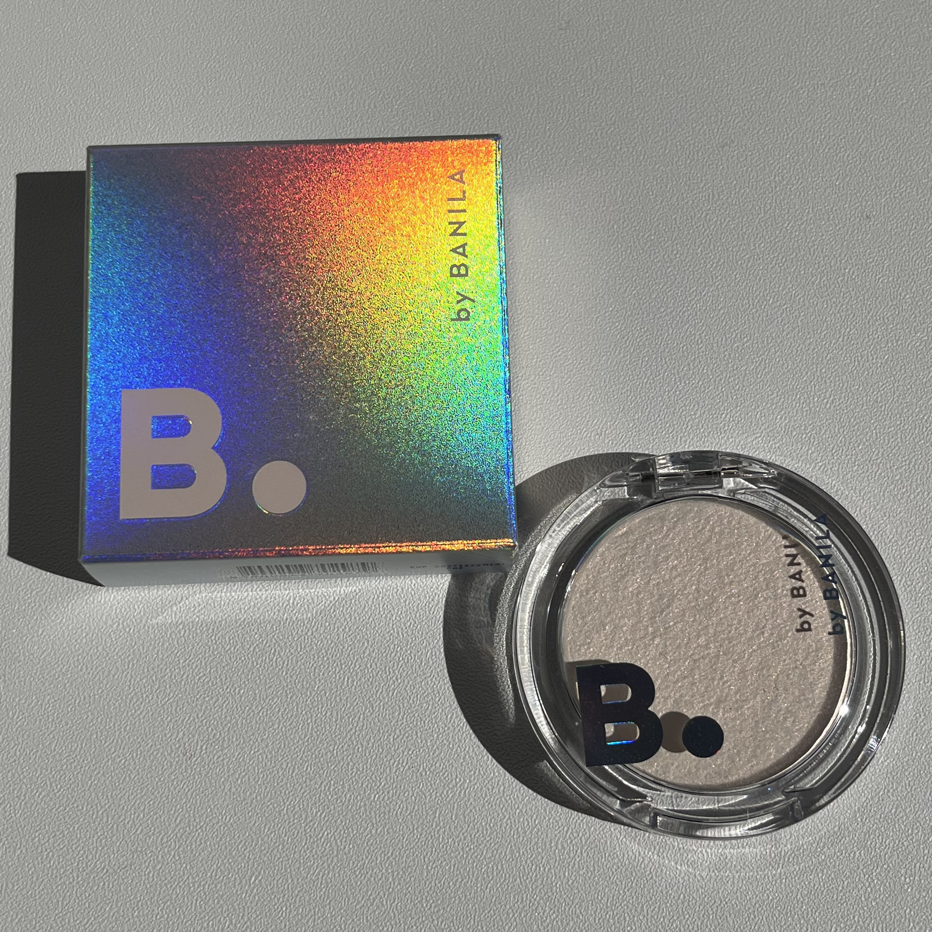 バニラコ　シルキーグロウハイライター/BANILA CO/パウダーハイライトを使ったクチコミ（1枚目）