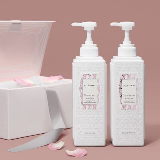 シャンプー/コンディショナー ホワイトフローラル/JILL STUART/市販シャンプーを使ったクチコミ(1枚目)