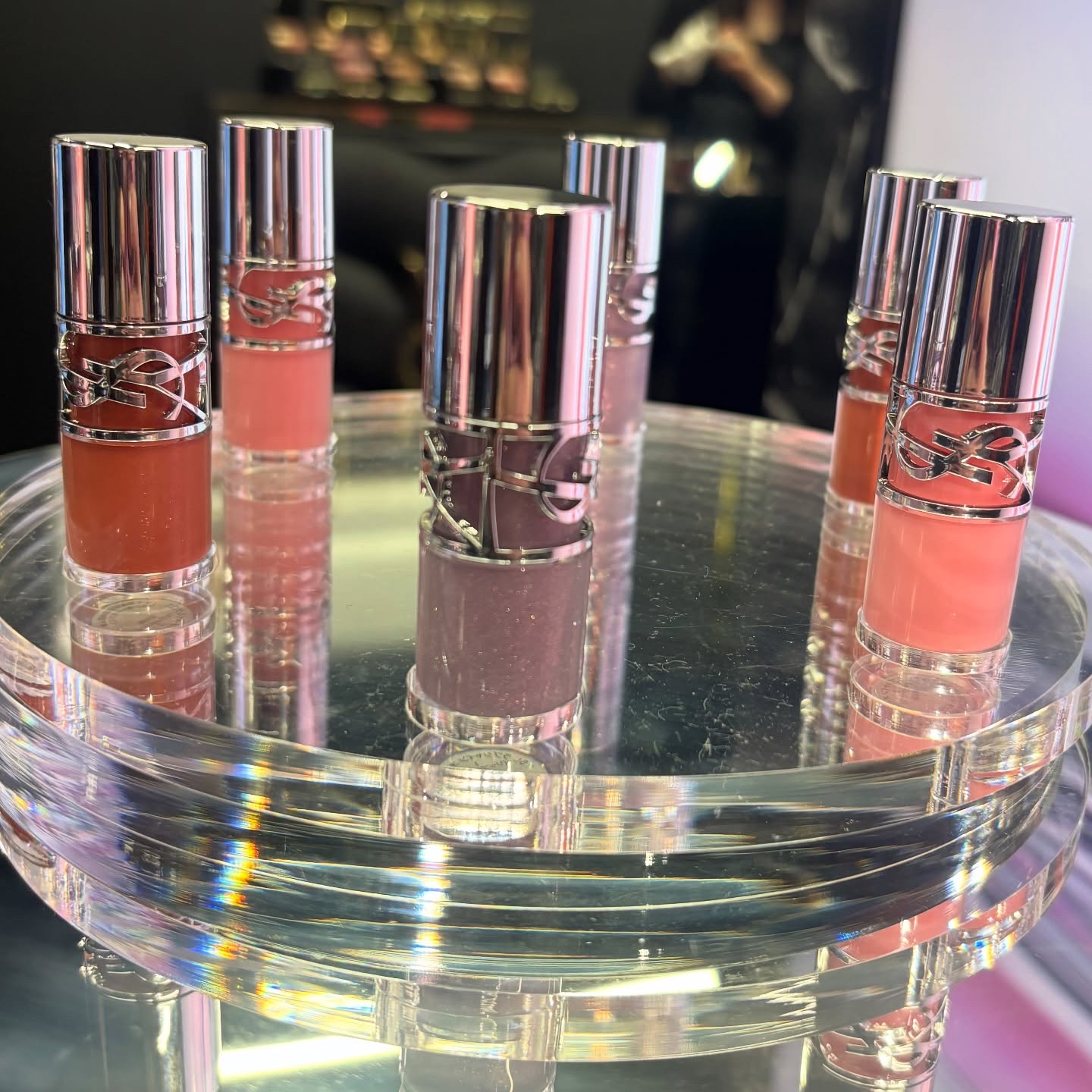 YSL ラブシャイン オイル グロス #1 サンダー スティラー/YVES SAINT LAURENT BEAUTE/リップグロスを使ったクチコミ（2枚目）