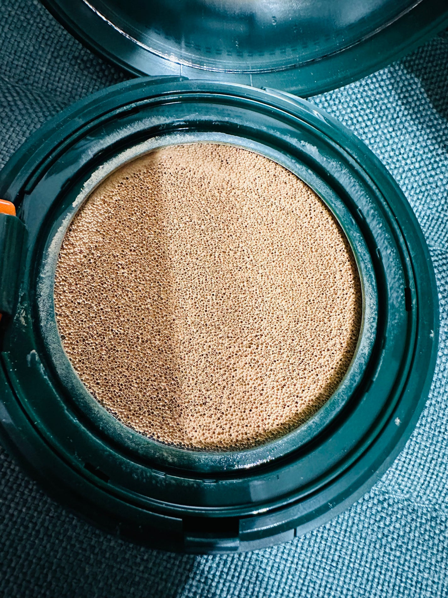 スキンエンハンサー コンパクト クッション (マット)/BROOKESIA/クッションファンデーションを使ったクチコミ(2枚目)