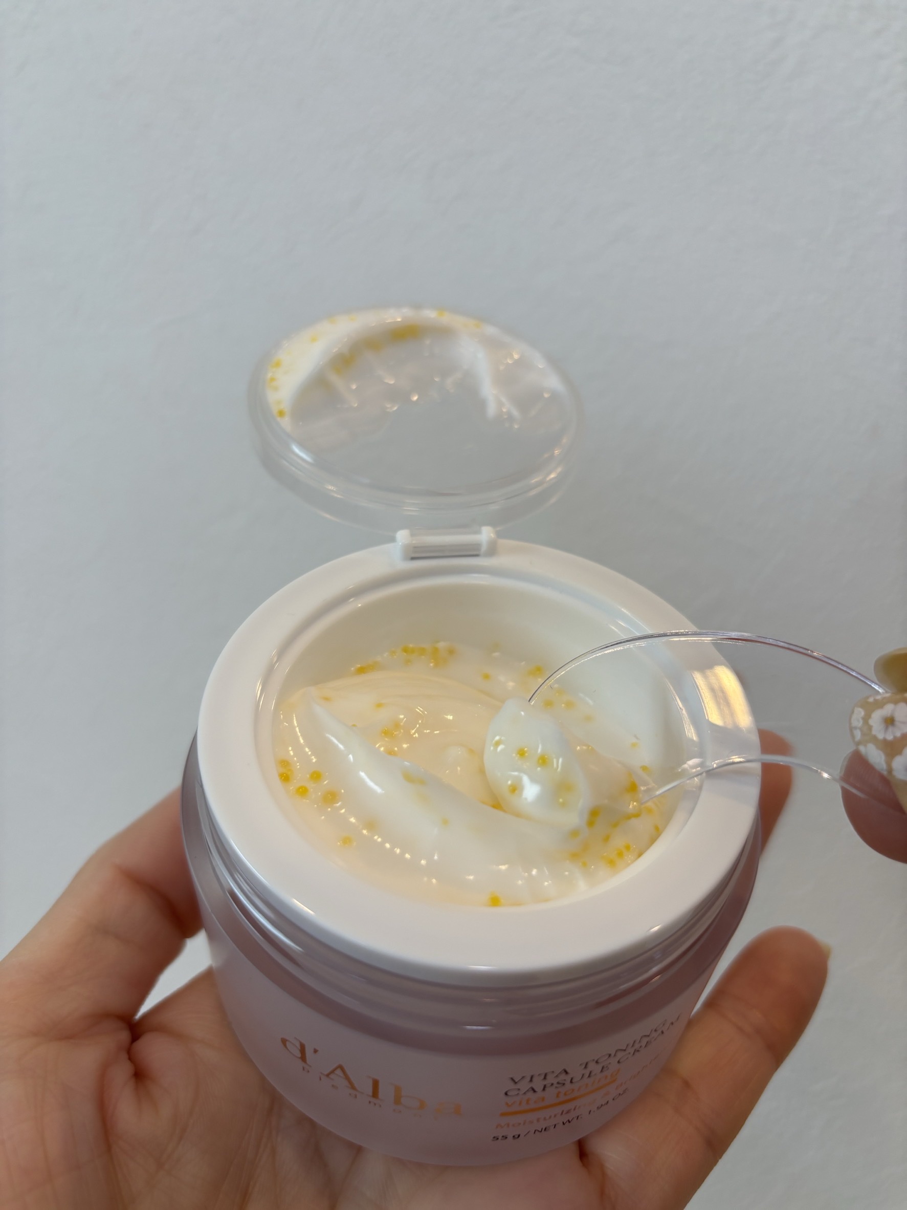 ビタトーニングカプセルクリーム/ダルバ/フェイスクリームを使ったクチコミ（2枚目）