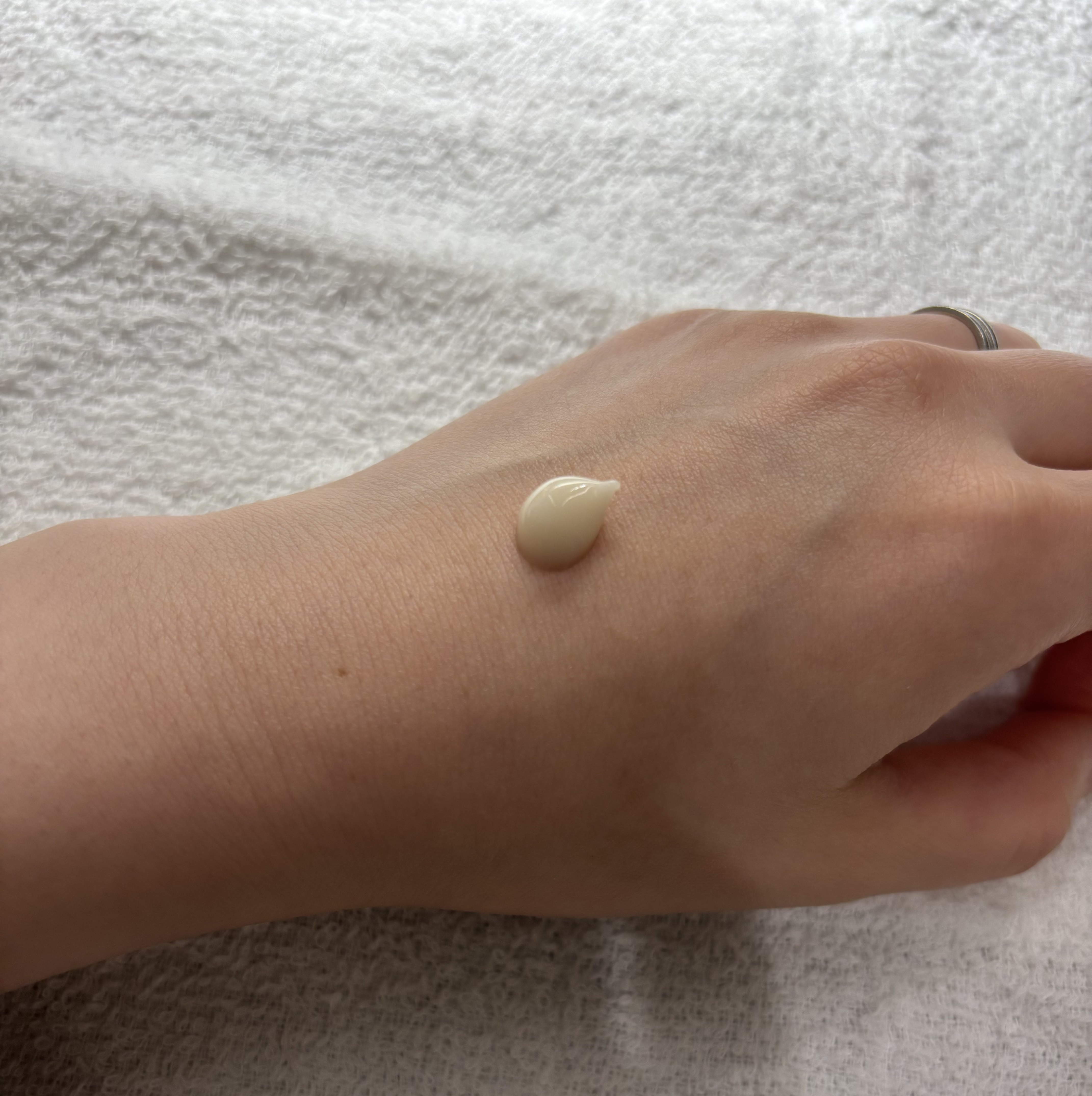 &honey アンドハニー　リッチモイスト ホイップボディクリームのクチコミ「

アンドハニー　リッチモイスト ホイップボディクリーム𓂃𓈒𓏸︎︎︎︎

金木犀の香り𓂃𓂂ꕤ*.....」（3枚目）