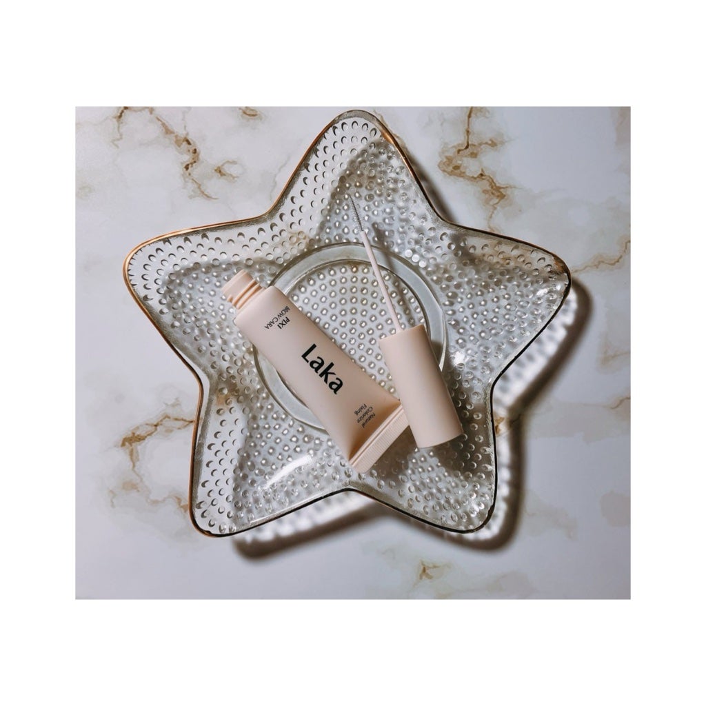 ラカ ピクシーブロウカラ/Laka/眉マスカラを使ったクチコミ(2枚目)