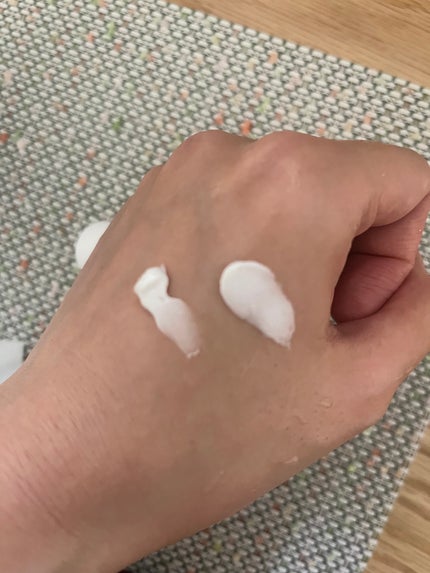 ハンドクリーム ; モロッカンガーデナー/Huxley/ハンドクリームを使ったクチコミ(2枚目)