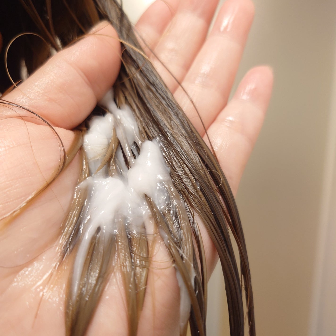 キンギョ姫 on LIPS 「COREMEコアミーサロンケアリペアティブセラムトリートメント..」(5枚目)