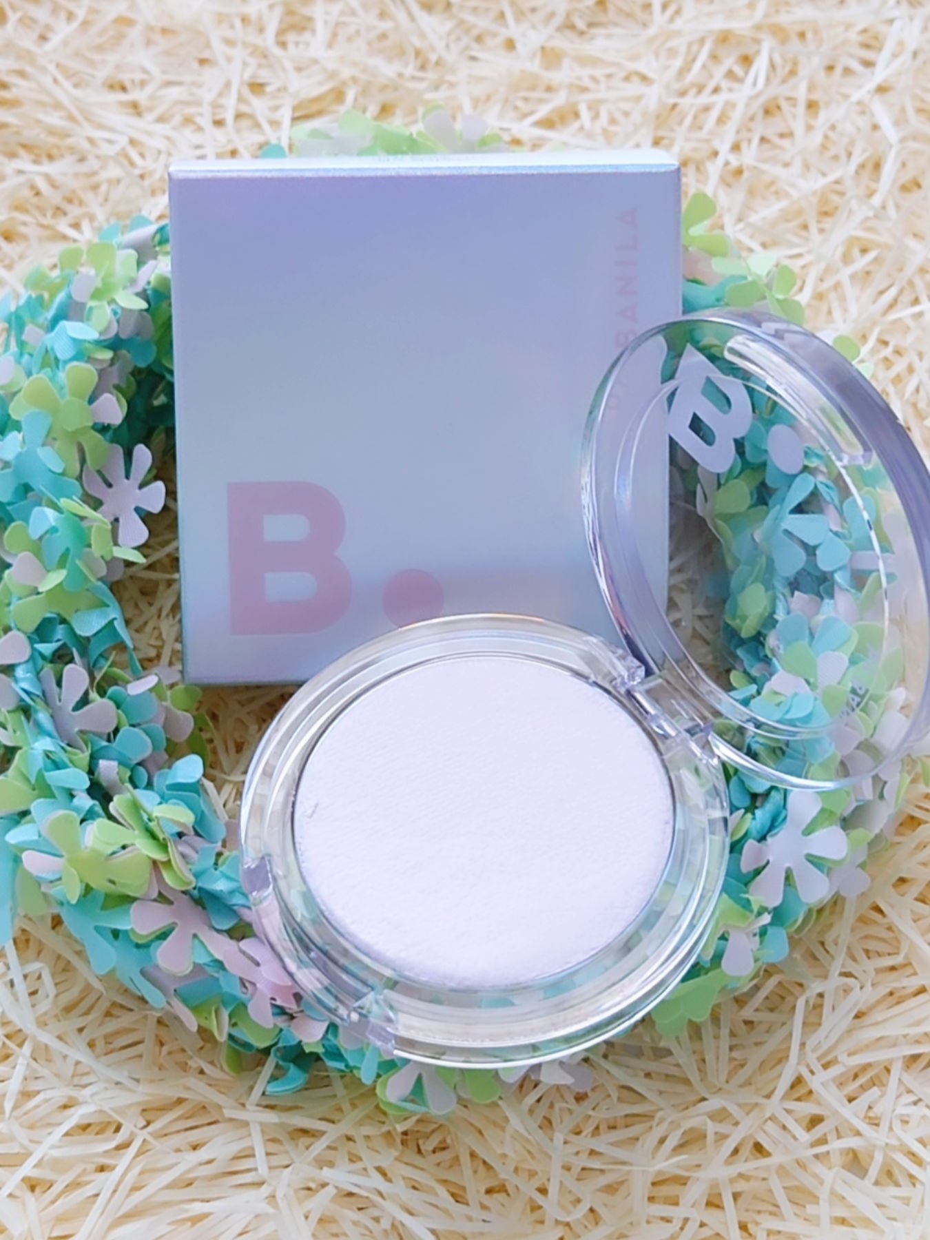 バニラコ　シルキーグロウハイライター/BANILA CO/パウダーハイライトを使ったクチコミ（2枚目）