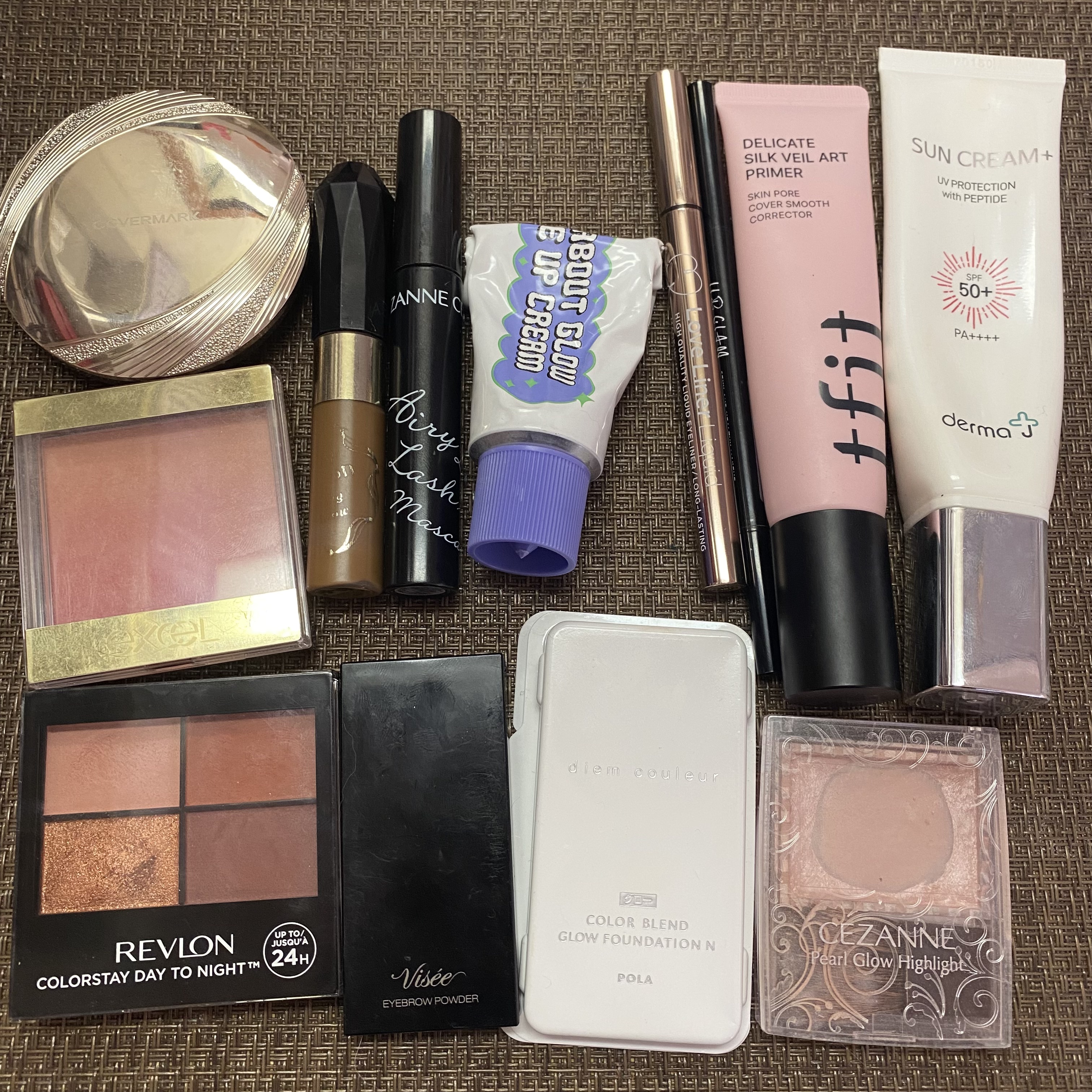 カラーブレンドグローファンデーション/ディエム クルール/クリーム・エマルジョンファンデーションを使ったクチコミ（3枚目）