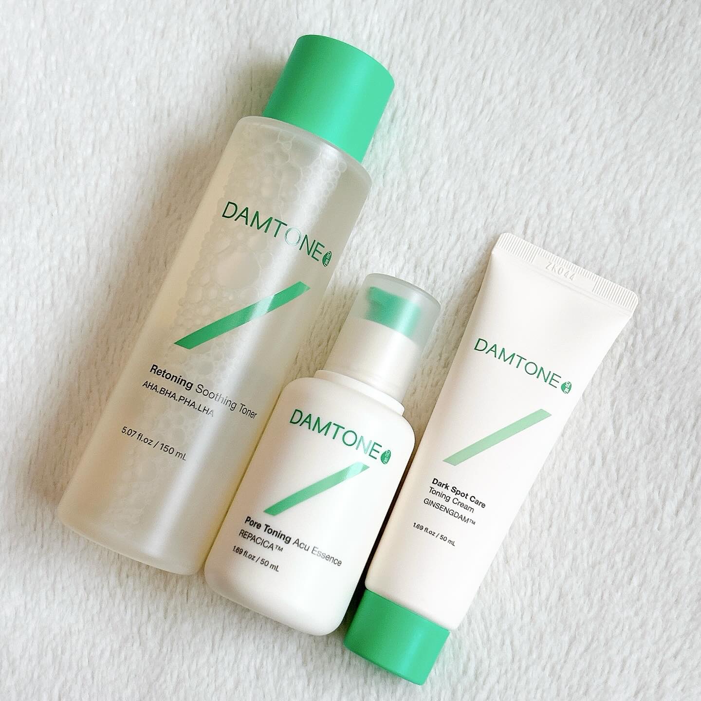 ダムトーン ポアトーンニングアキュエッセンス/ダムトーン/美容液を使ったクチコミ（2枚目）