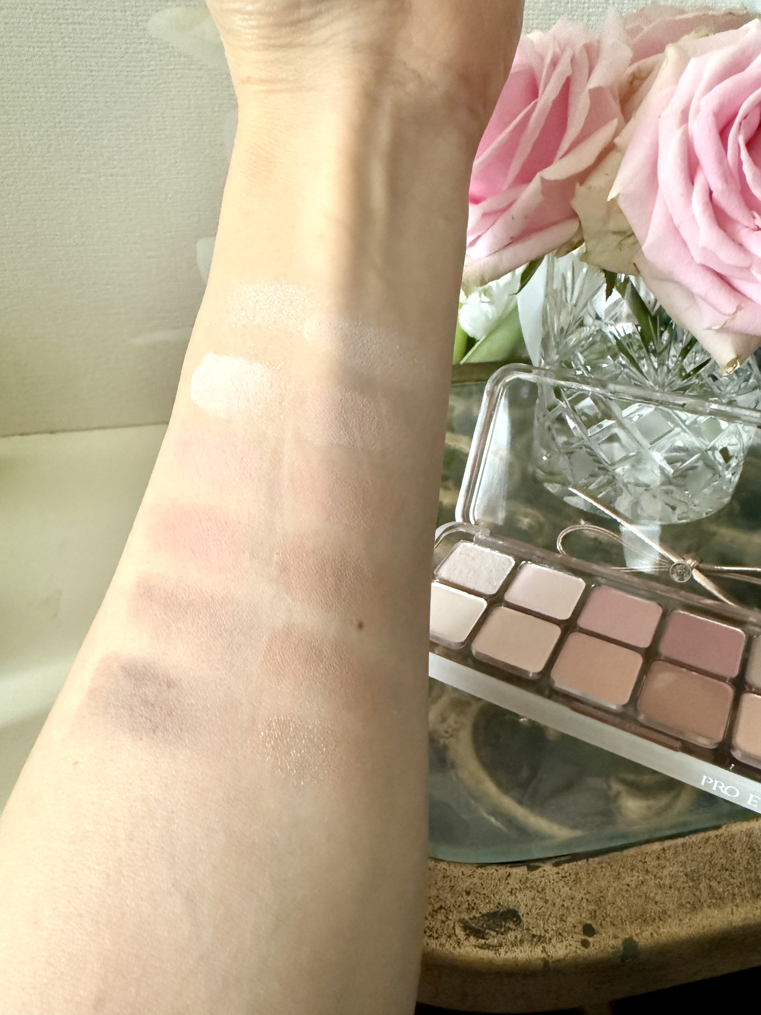 プロ アイ パレット エアー 103 バニラヘイズ(VANILLA HAZE)/CLIO/アイシャドウパレットを使ったクチコミ（2枚目）