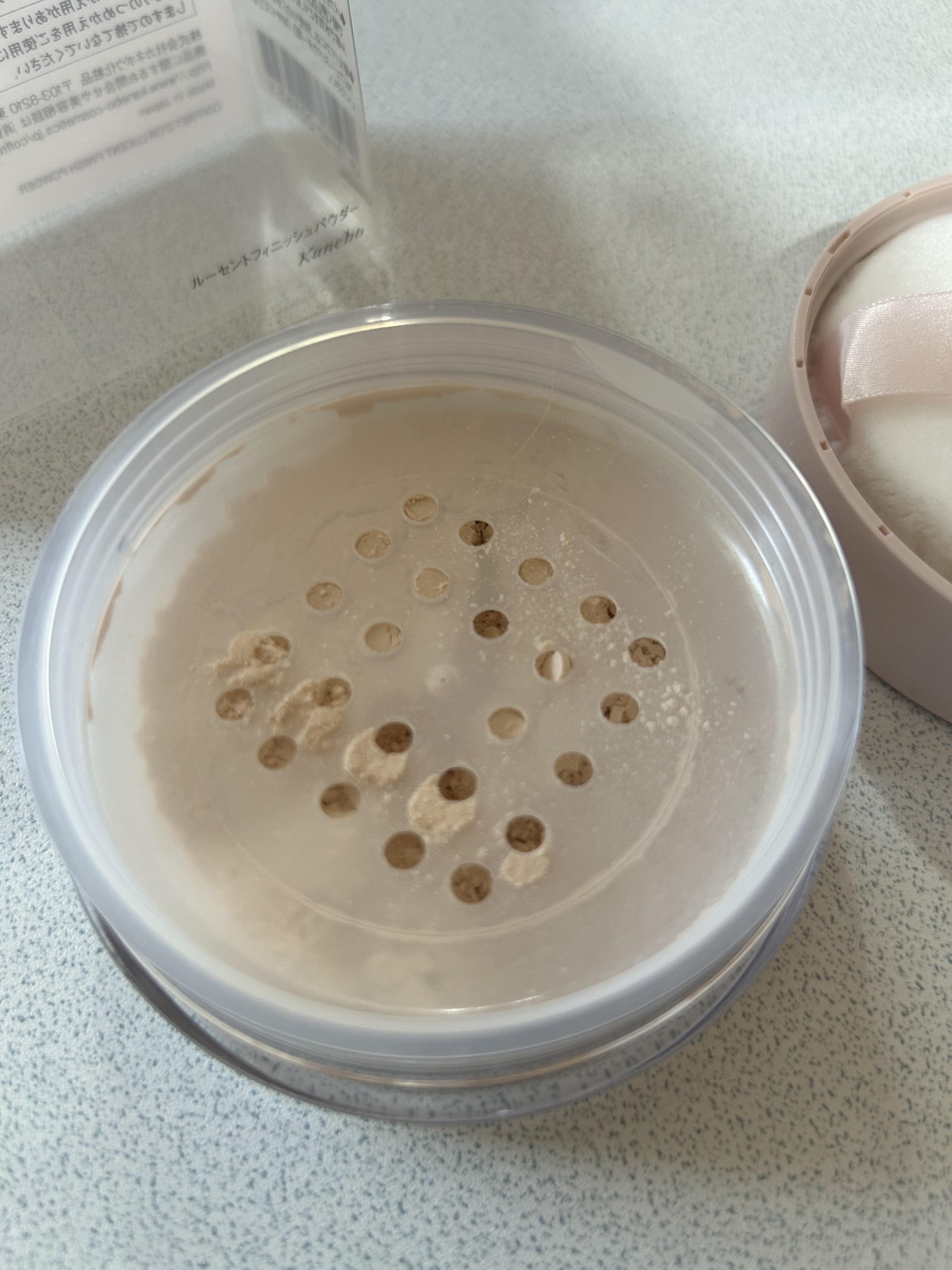 ルーセントフィニッシュパウダー ミニa/コフレドール/ルースパウダーを使ったクチコミ（2枚目）