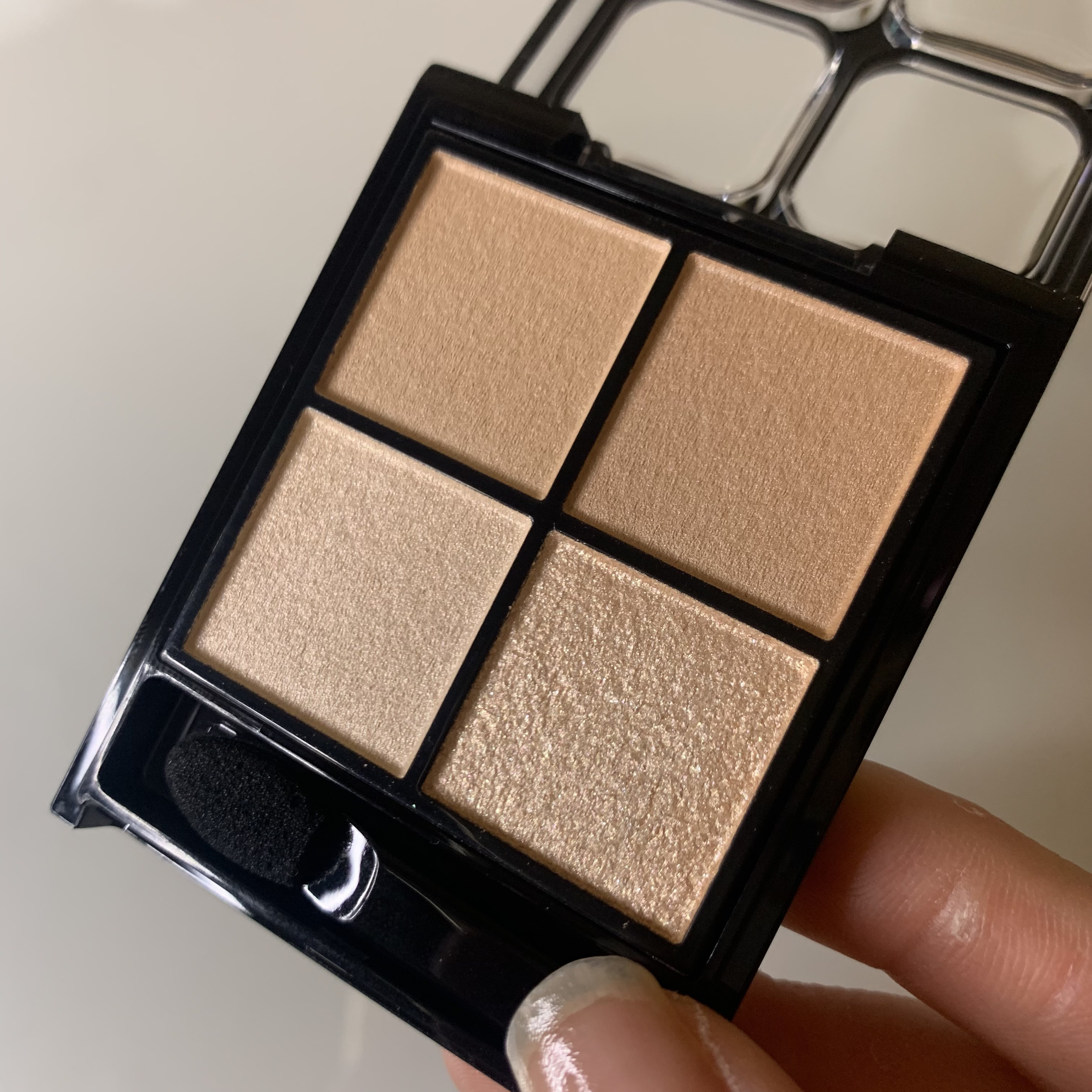 ケイト ポッピングシルエットシャドウ/KATE/アイシャドウパレットを使ったクチコミ（3枚目）