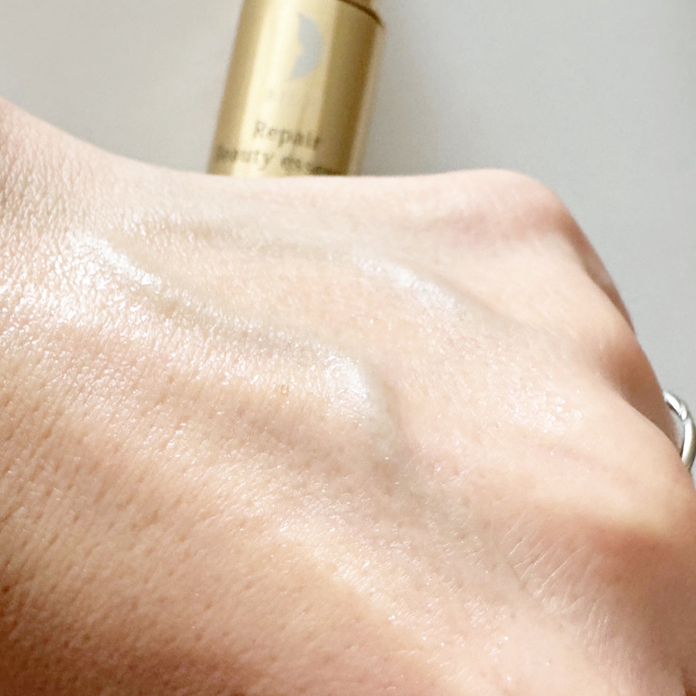 リソウ リペアビューティーエッセンス AP/リソウコーポレーション/美容液を使ったクチコミ(5枚目)