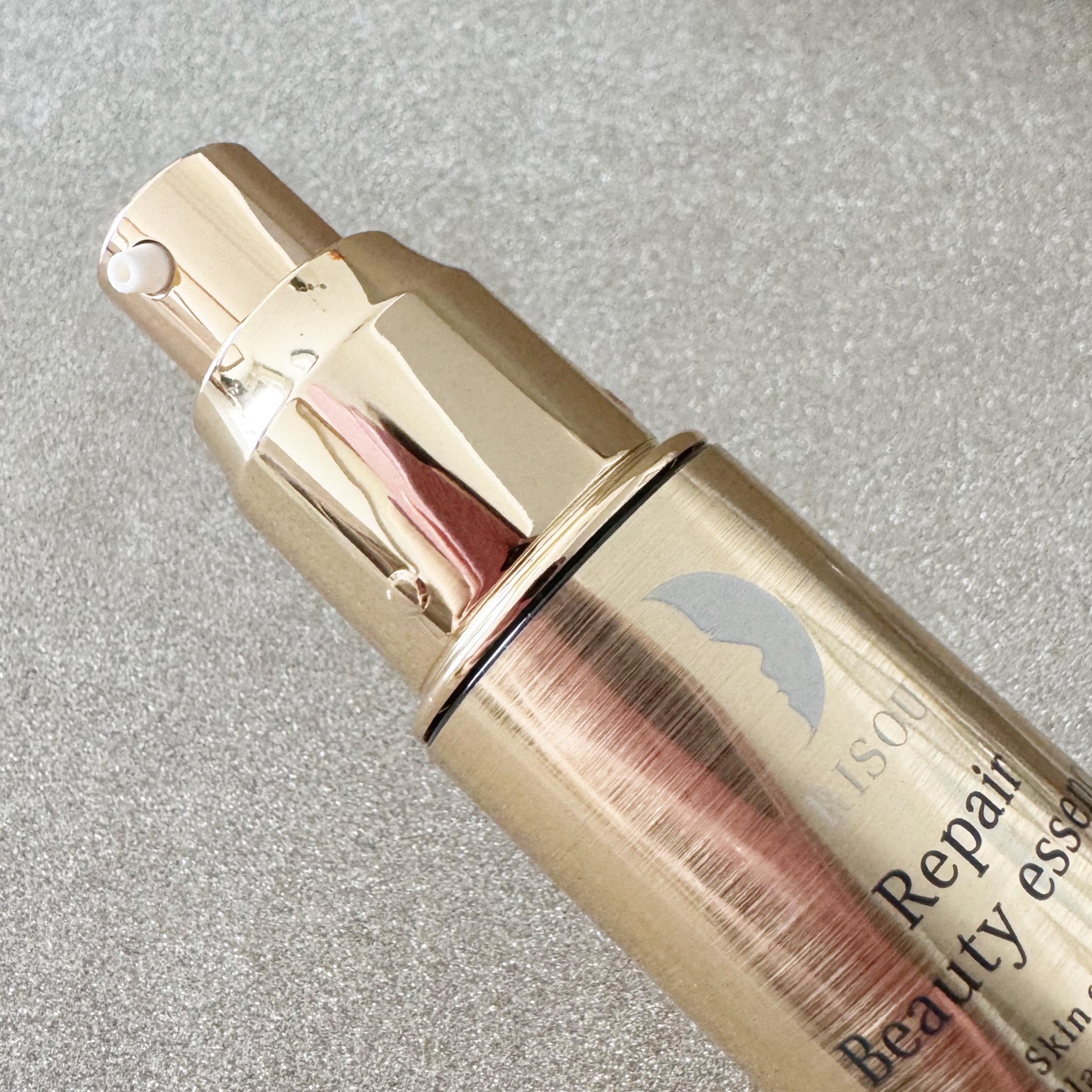 リソウ リペアビューティーエッセンス AP/リソウコーポレーション/美容液を使ったクチコミ（2枚目）