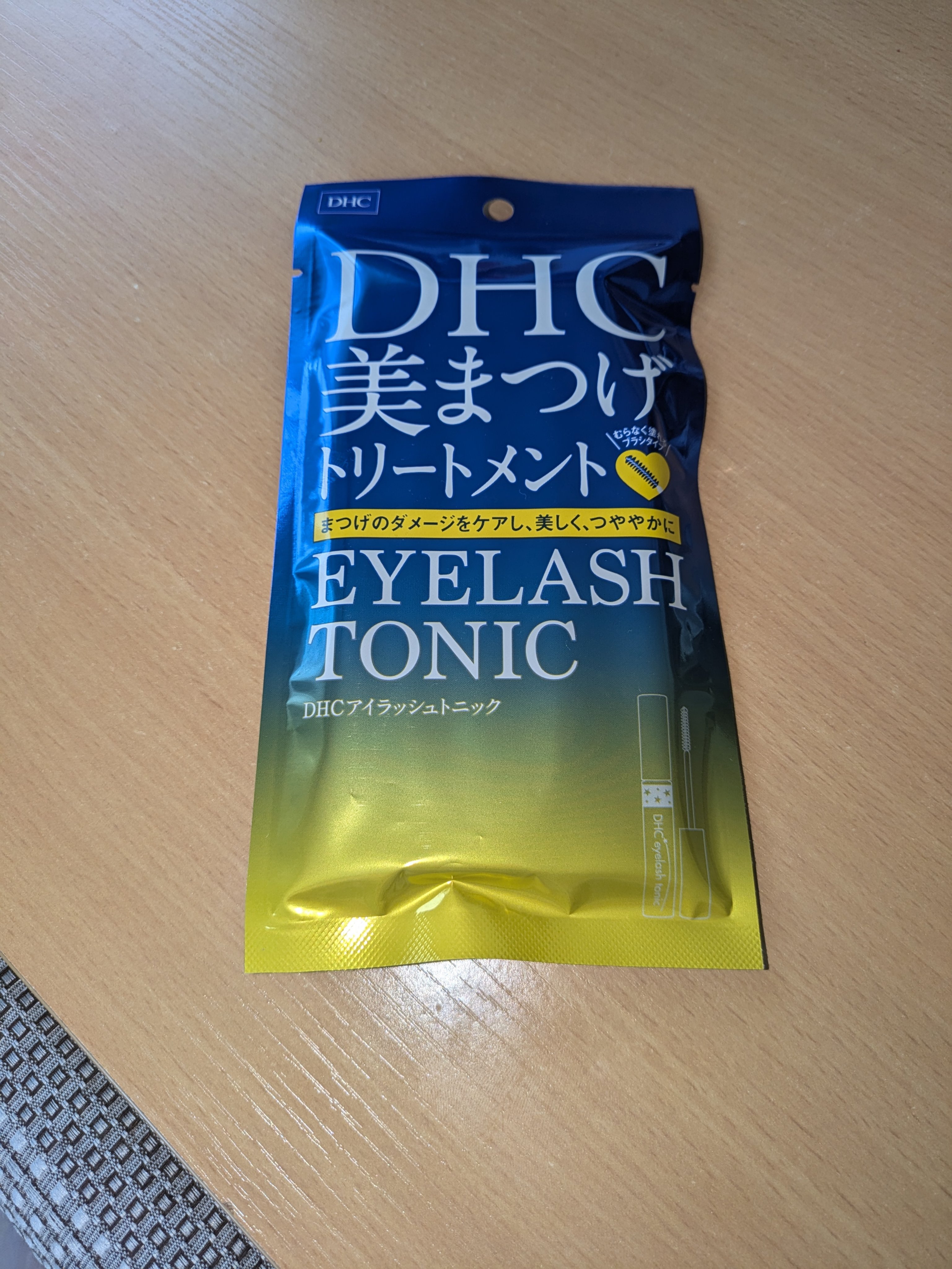 DHCアイラッシュトニック/DHC/まつげ美容液を使ったクチコミ（1枚目）