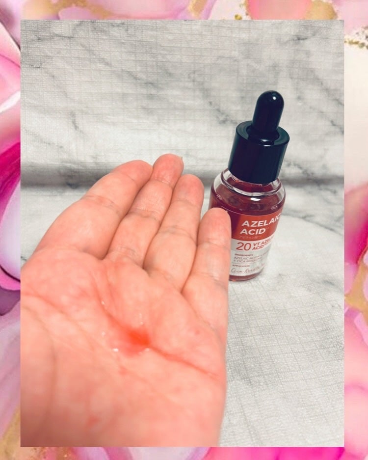 べこちゃん on LIPS 「赤のお守りスキンケア♥️VT様の新作スキンケアをお試しさせてい..」(4枚目)