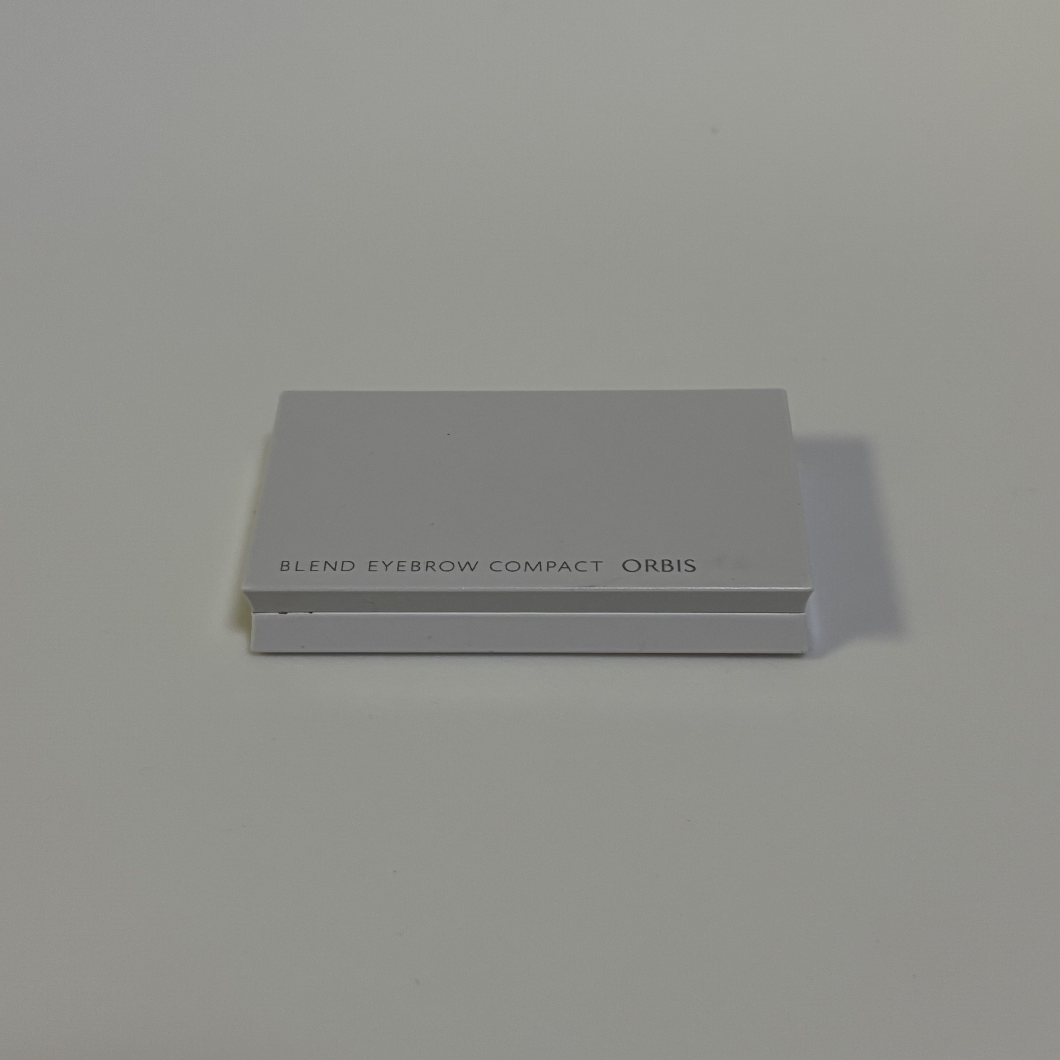 ブレンドアイブローコンパクト ナチュラルブラウン/オルビス/パウダーアイブロウを使ったクチコミ（2枚目）