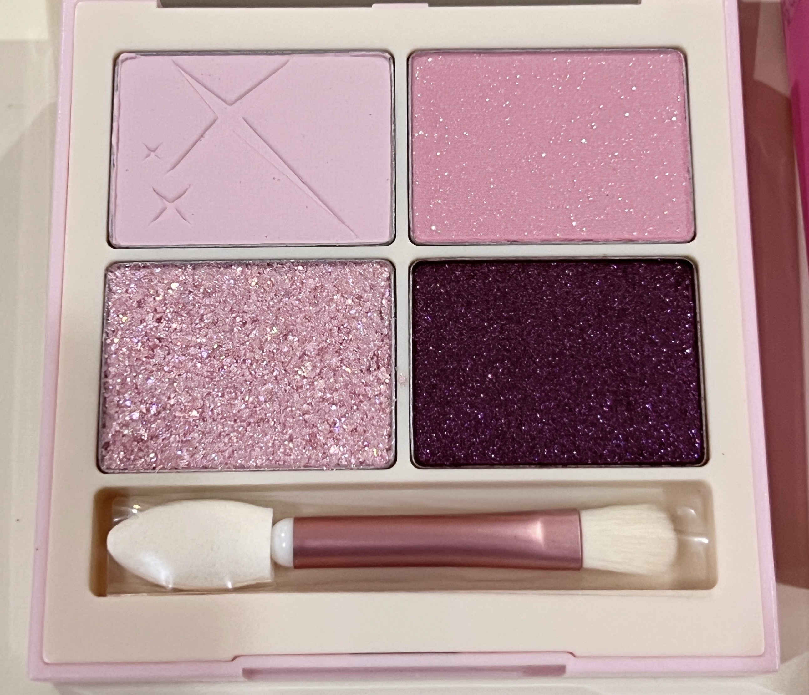 スターライト アイシャドウ/TIRTIR(ティルティル)/アイシャドウパレットを使ったクチコミ（1枚目）