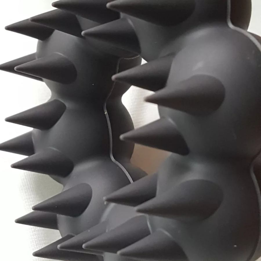 レバタ スカルプスパブラシ/Levätä/スカルプブラシを使ったクチコミ（3枚目）