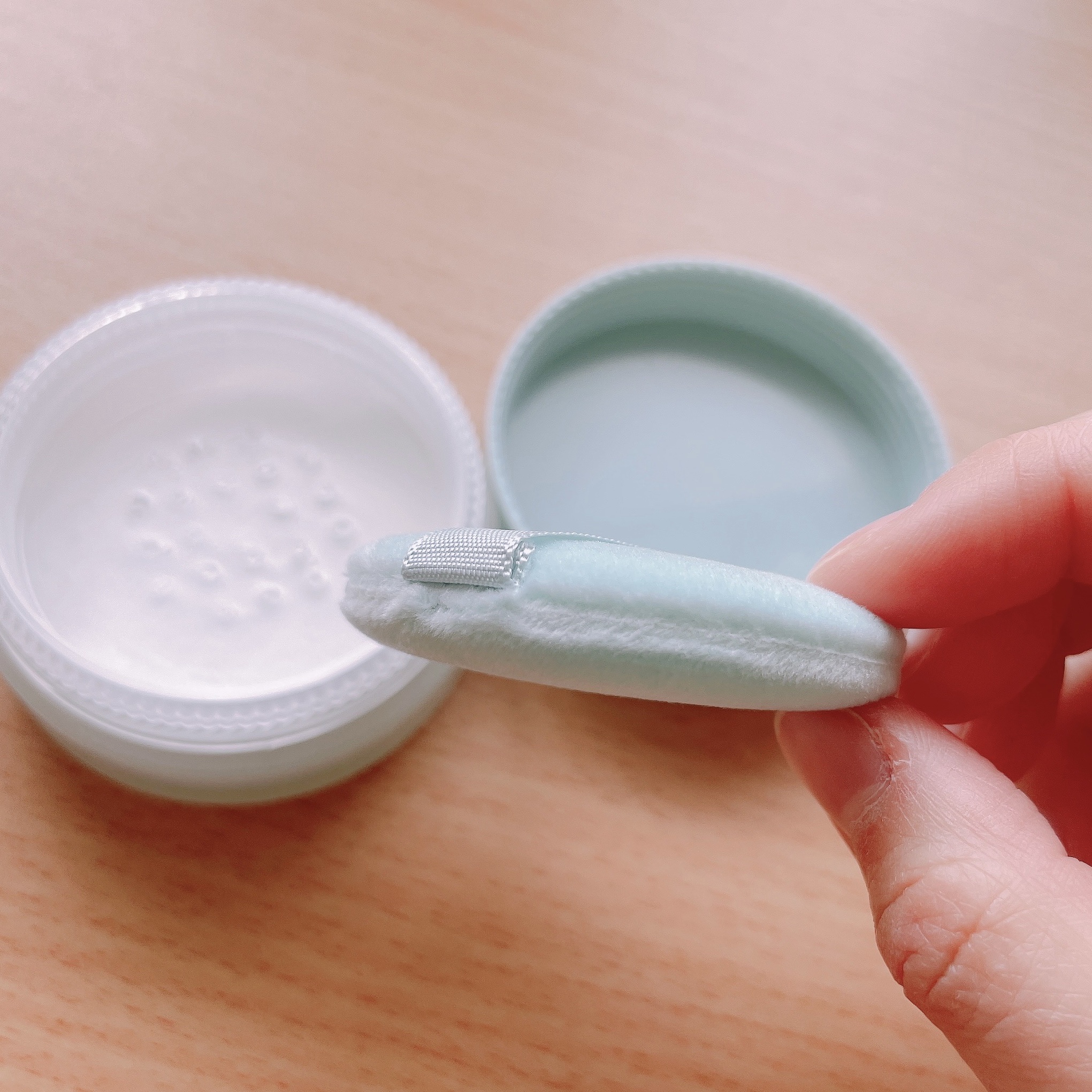 ノーセバム　ミネラルパウダー　N/innisfree/ルースパウダーを使ったクチコミ（3枚目）