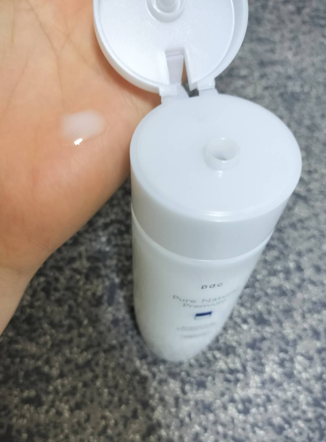 ピュア ナチュラル プレミアム ブライトニング エッセンスローション /pdc/オールインワン化粧品を使ったクチコミ（2枚目）