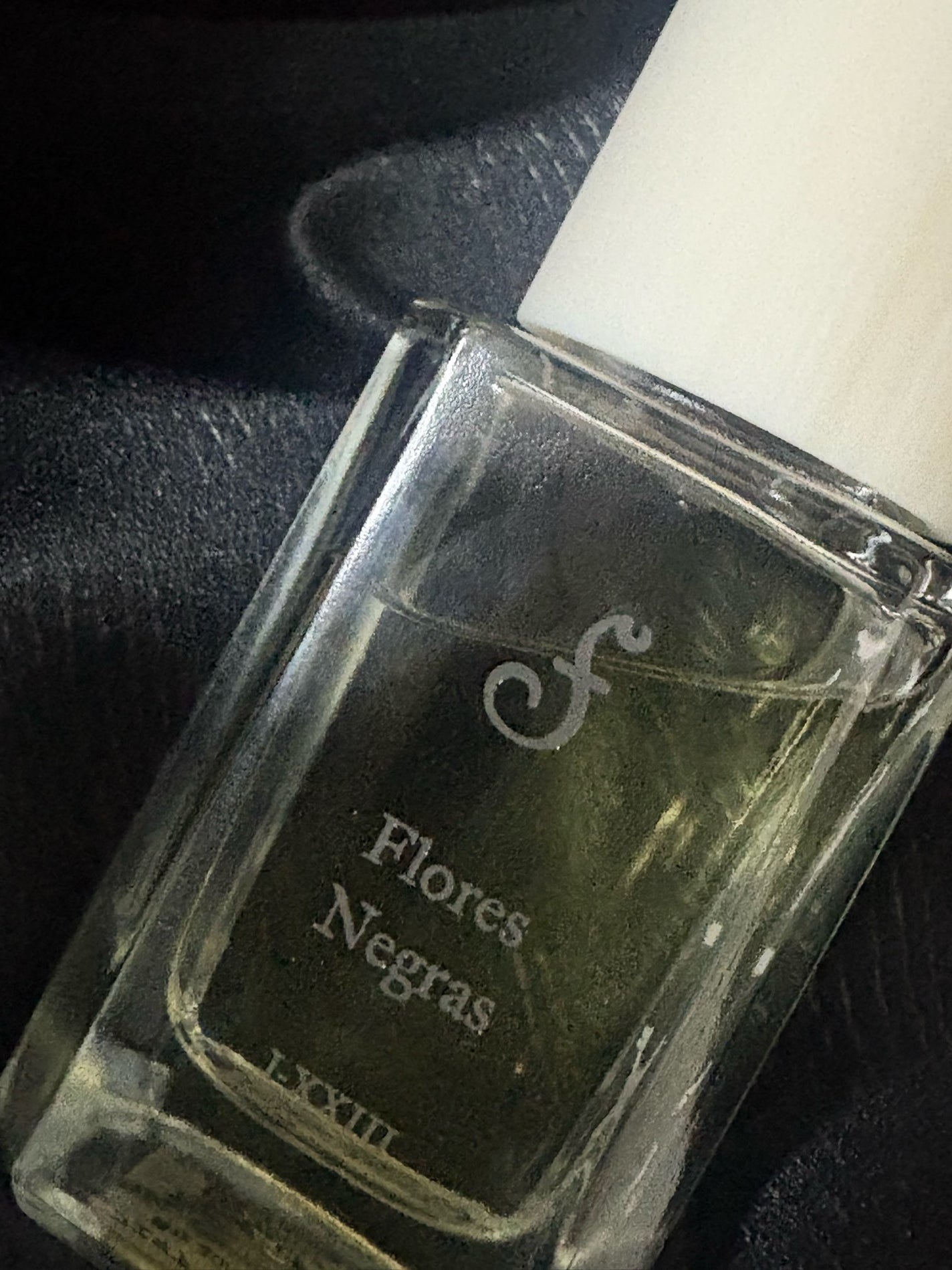 フローレス ネグラス/FUEGUIA 1833/香水(レディース)を使ったクチコミ(1枚目)