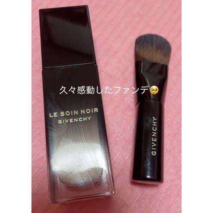 ソワン ノワール セラム ファンデーション/GIVENCHY/リキッドファンデーションを使ったクチコミ(1枚目)