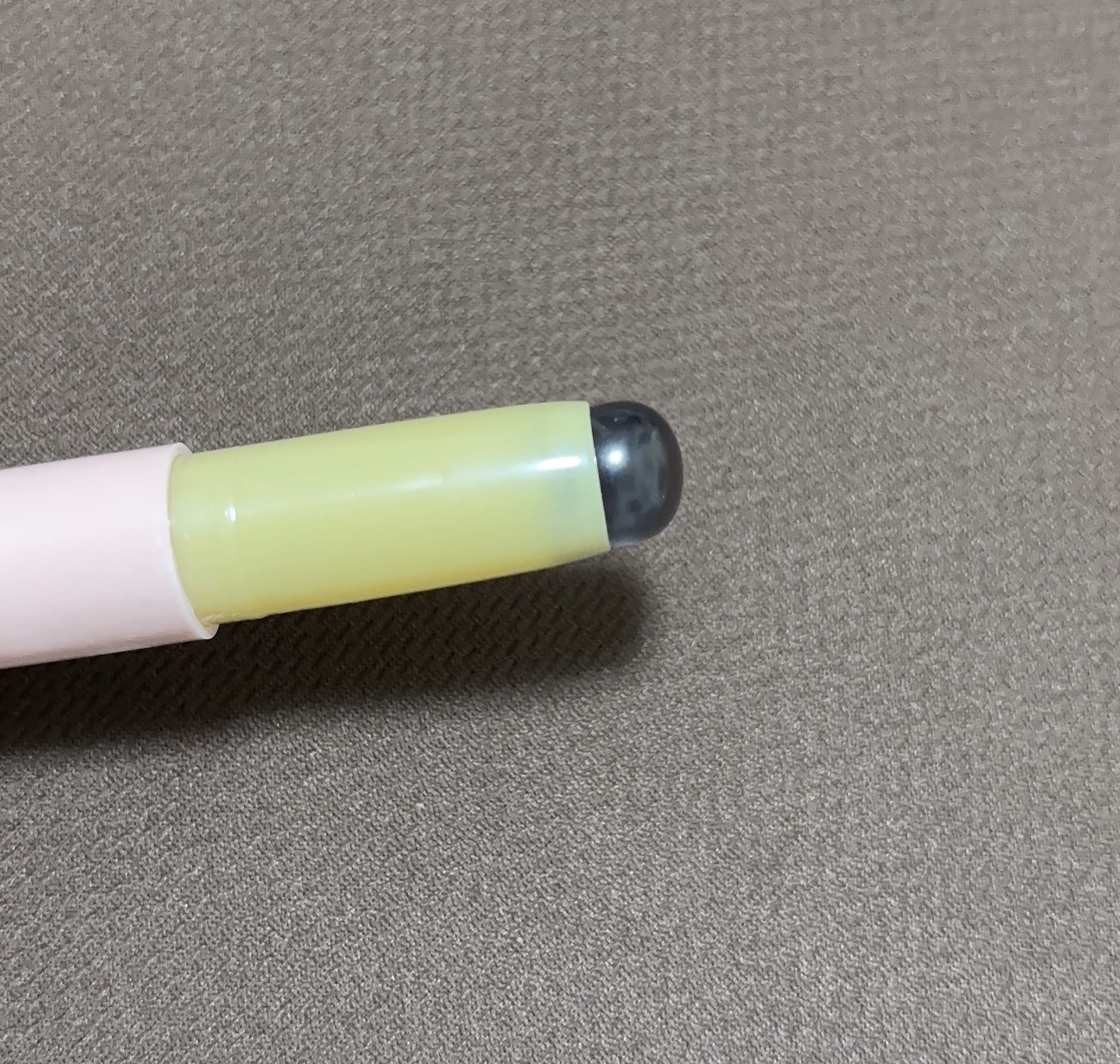 シリコーンリップブラシ/DAISO/メイクブラシを使ったクチコミ（3枚目）