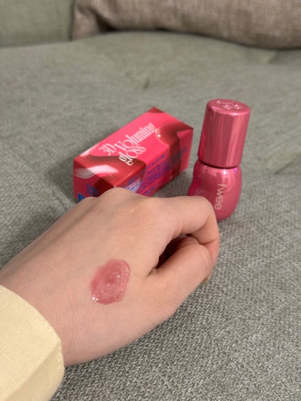 フィー 3Dボリューミンググロス/fwee/リップグロスを使ったクチコミ(3枚目)