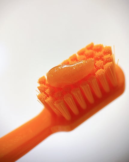 クラプロックスビーユー 歯ブラシ+歯みがきパック ピーチ+アプリコット/CURAPROX/歯磨き粉を使ったクチコミ(4枚目)