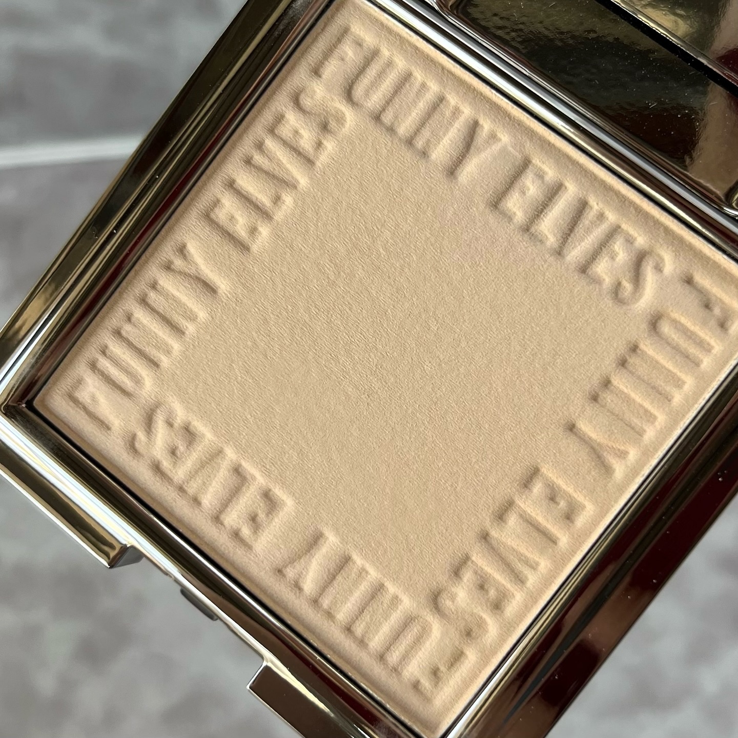 ソフトマットプレストパウダー/FUNNY ELVES方里/プレストパウダーを使ったクチコミ（2枚目）