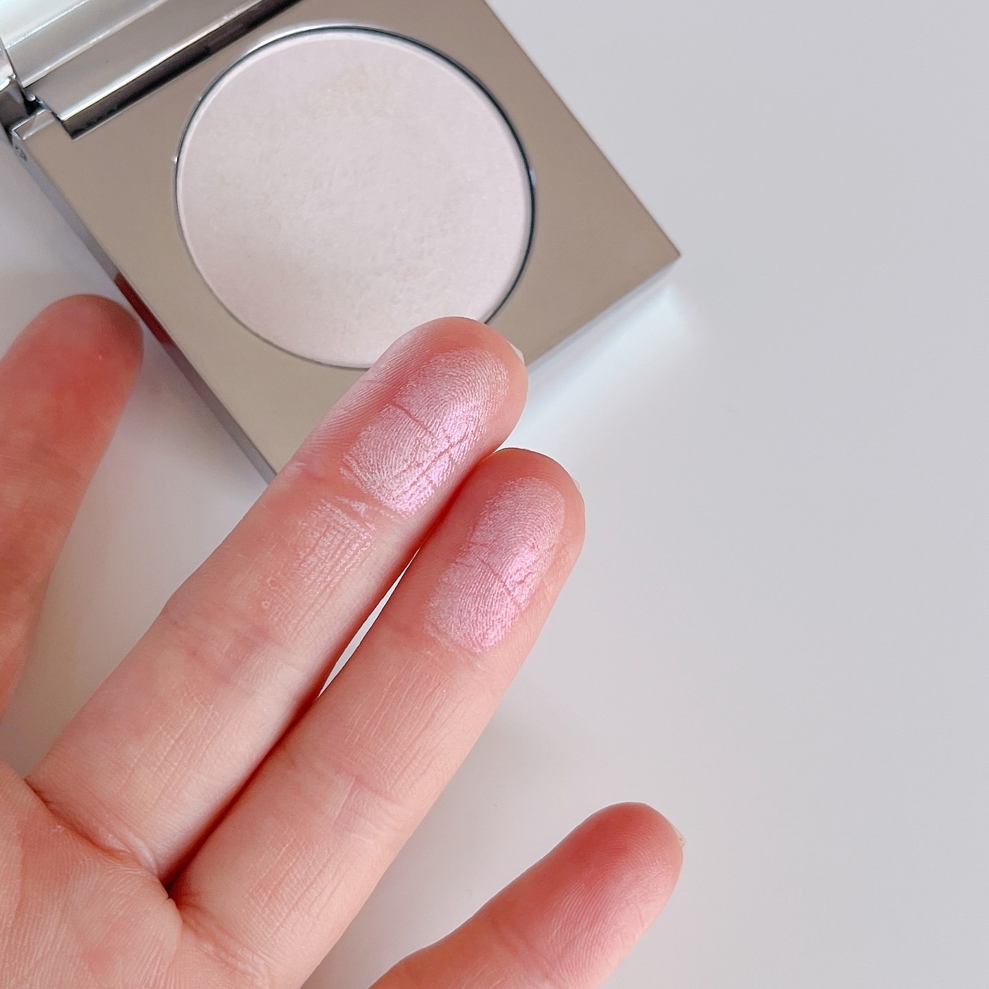 アストラライト ネオンライター/Ameli/パウダーハイライトを使ったクチコミ（3枚目）